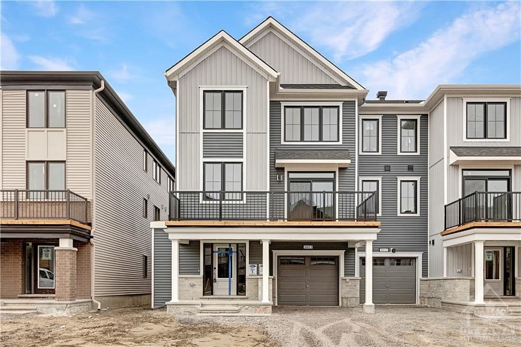 3013 Rhyolite Way, Barrhaven, ON K2J 7J4