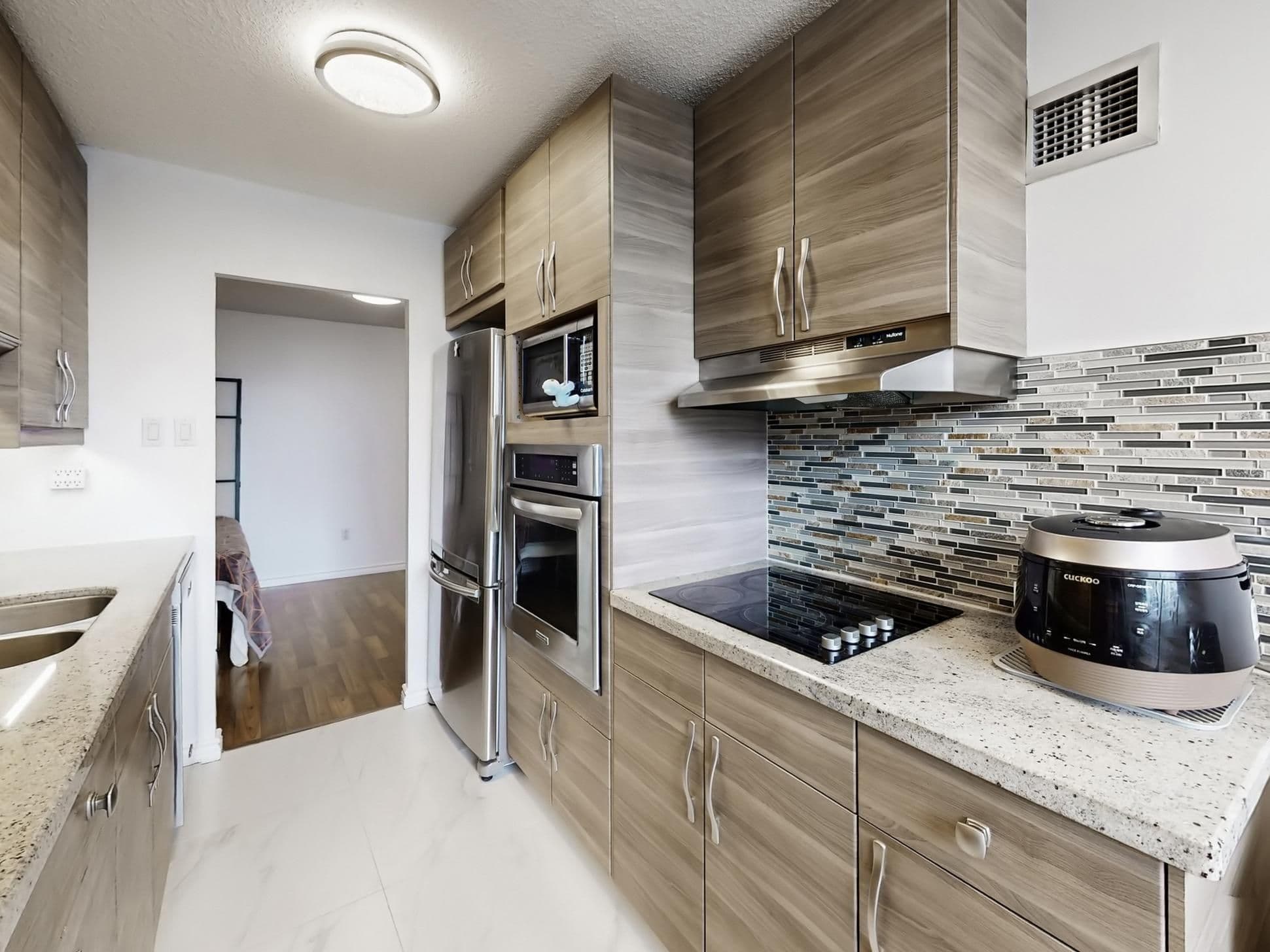 205 Hilda Avenue 301, Toronto C07, ON M2M 4B1