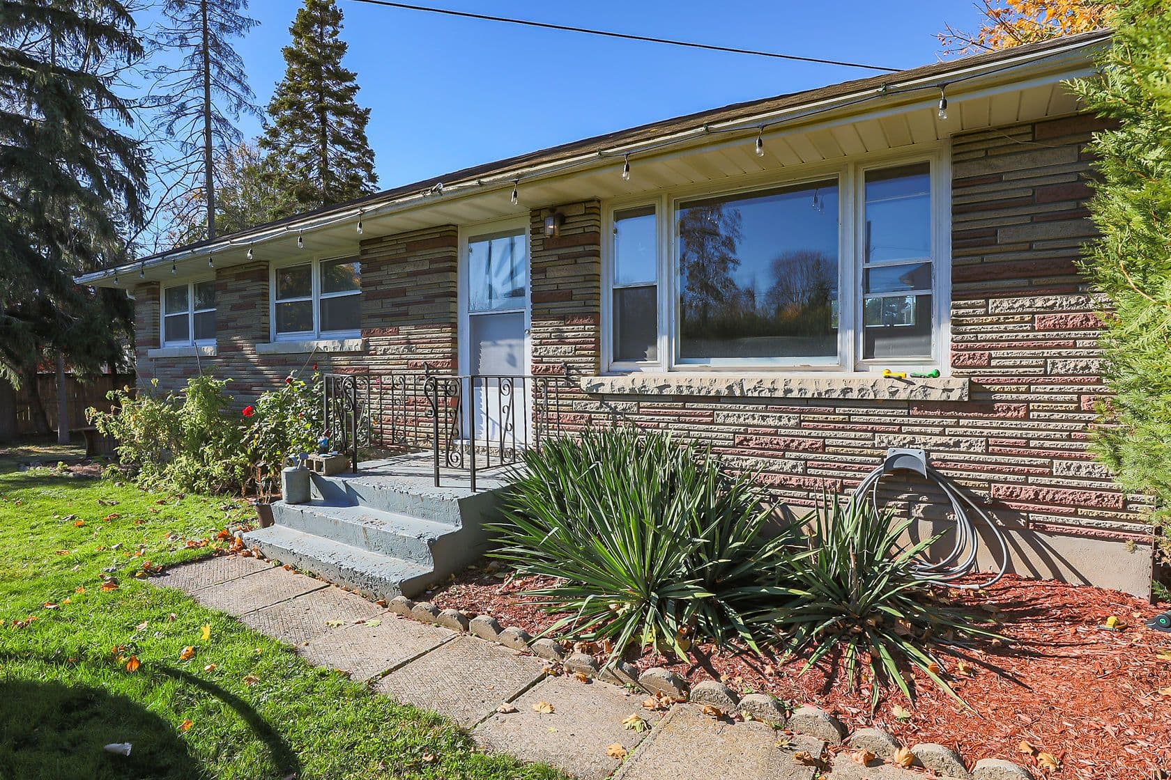 557 Mississagua Street, Niagara-on-the-Lake, ON L0S 1J0