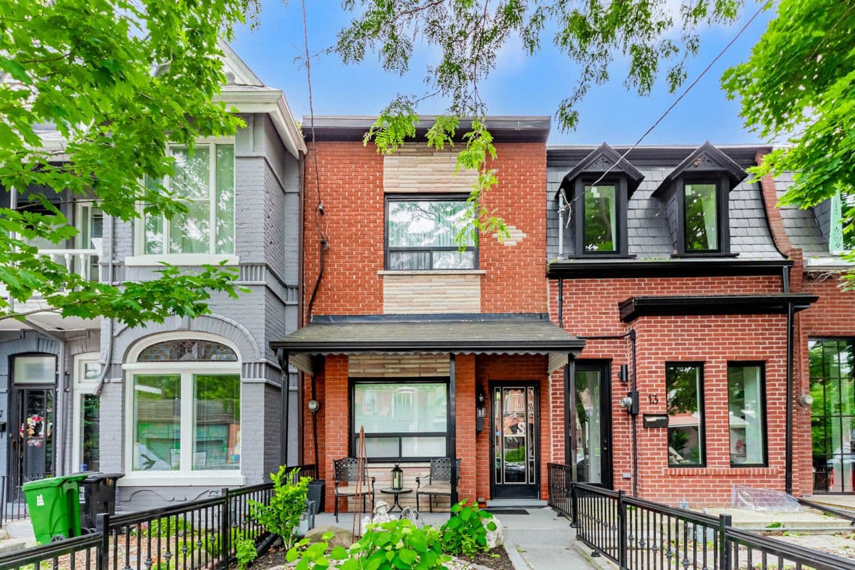 11 Alma Avenue, Toronto C01, ON M6J 1N2
