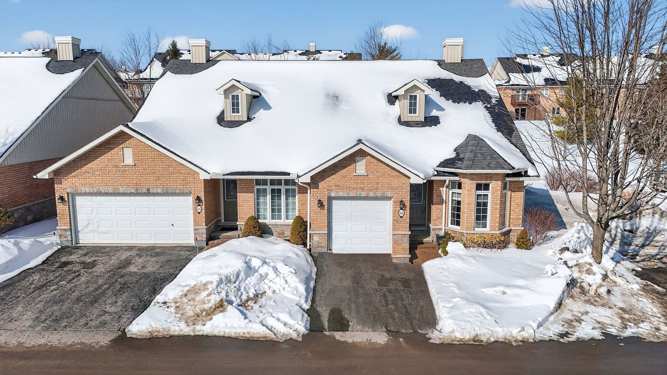 86 VILLAGE Crescent 105, Peterborough, ON K9J 8S7