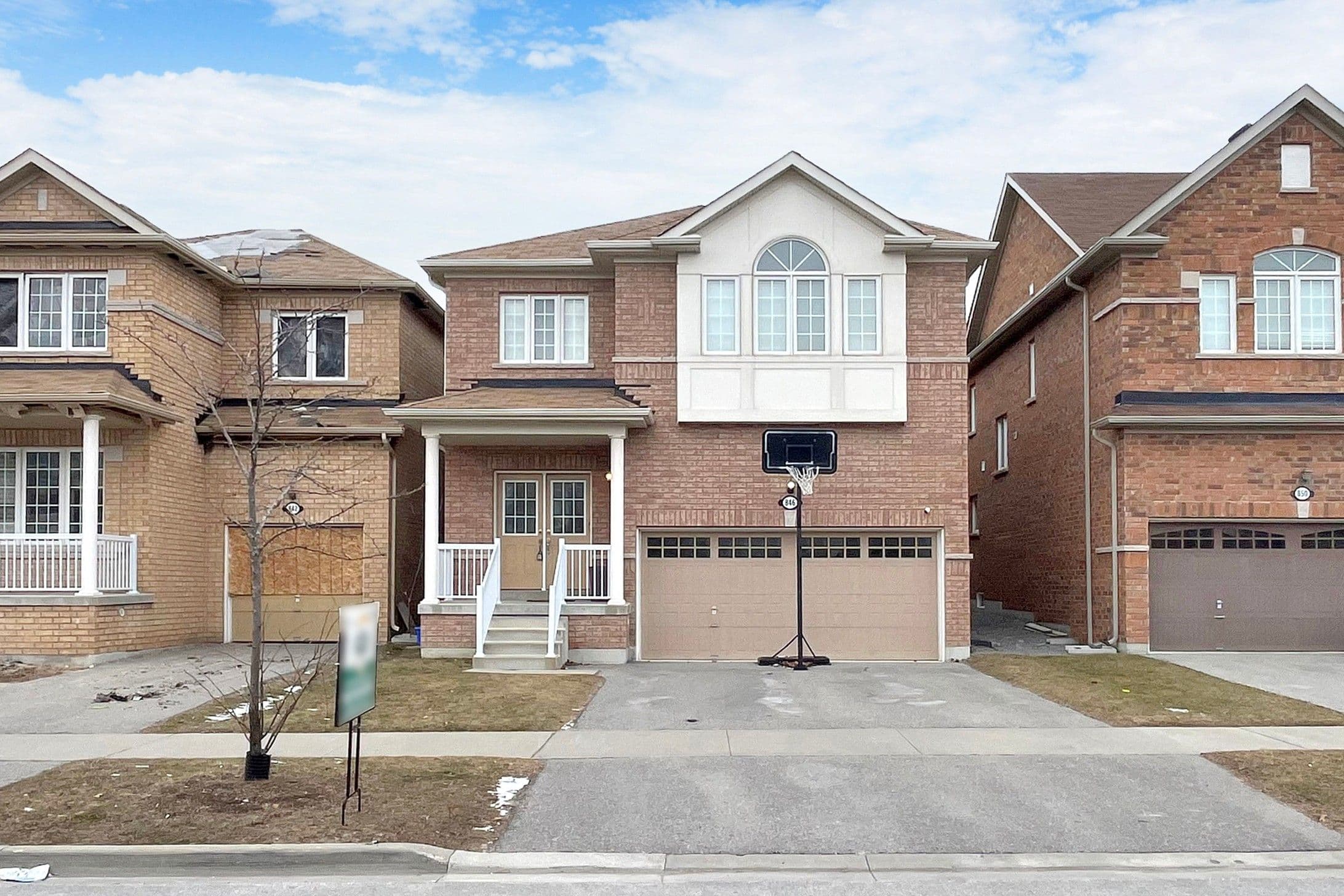 846 Groveland Avenue, Oshawa, ON L1K 0W1