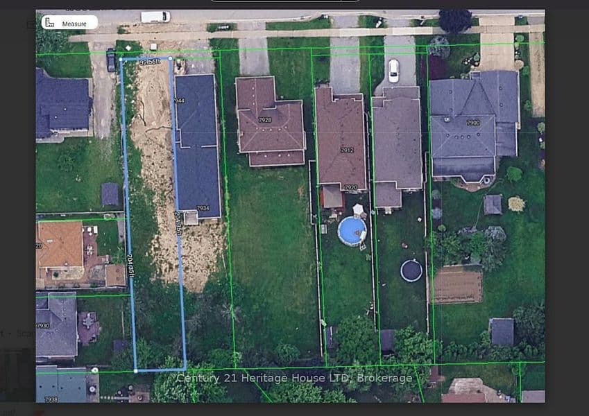 7944 Woodbine Street, Niagara Falls, ON L2H 1C6