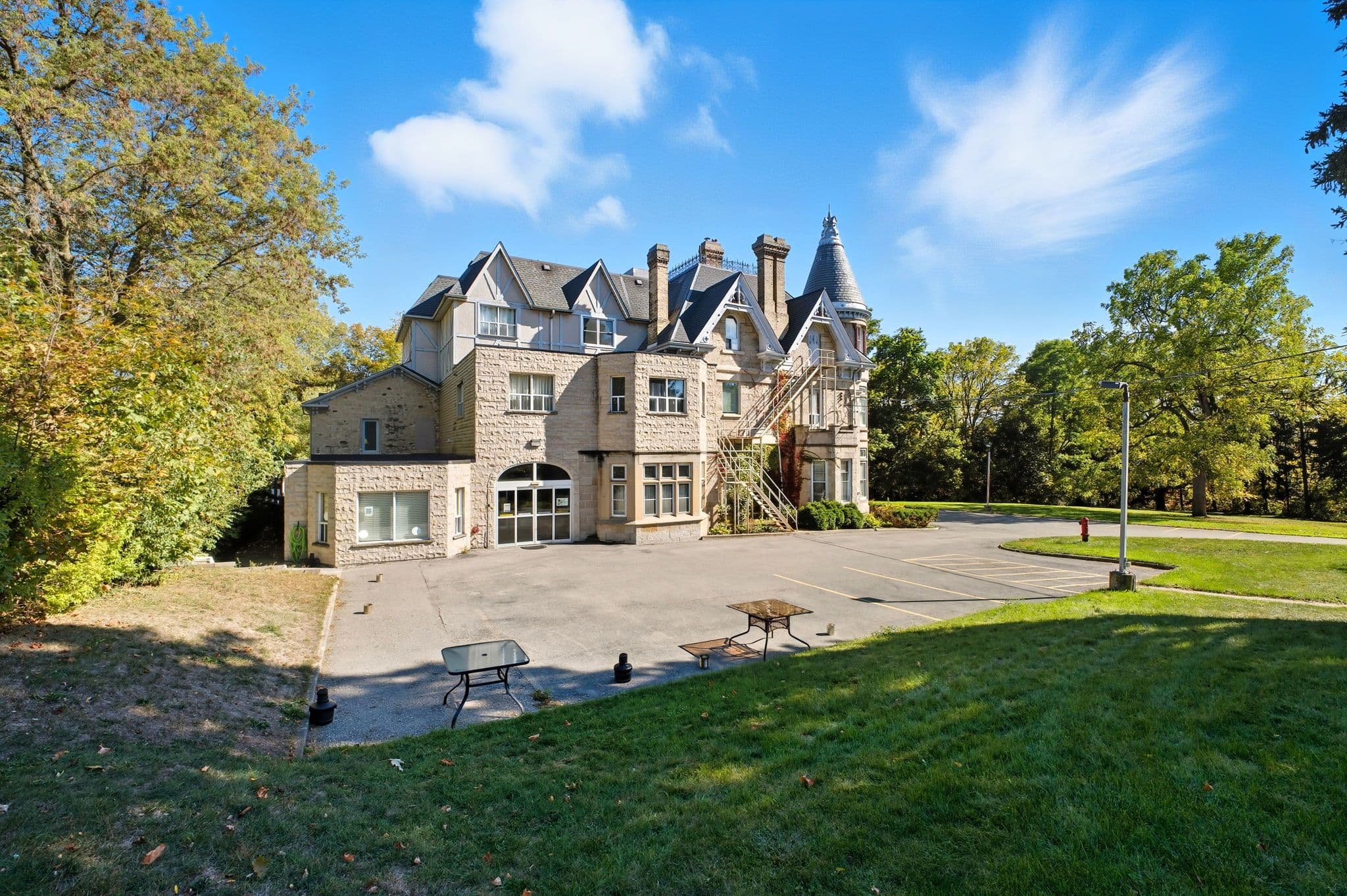 185 Grand River Street N, Brant, ON N3L 2N2