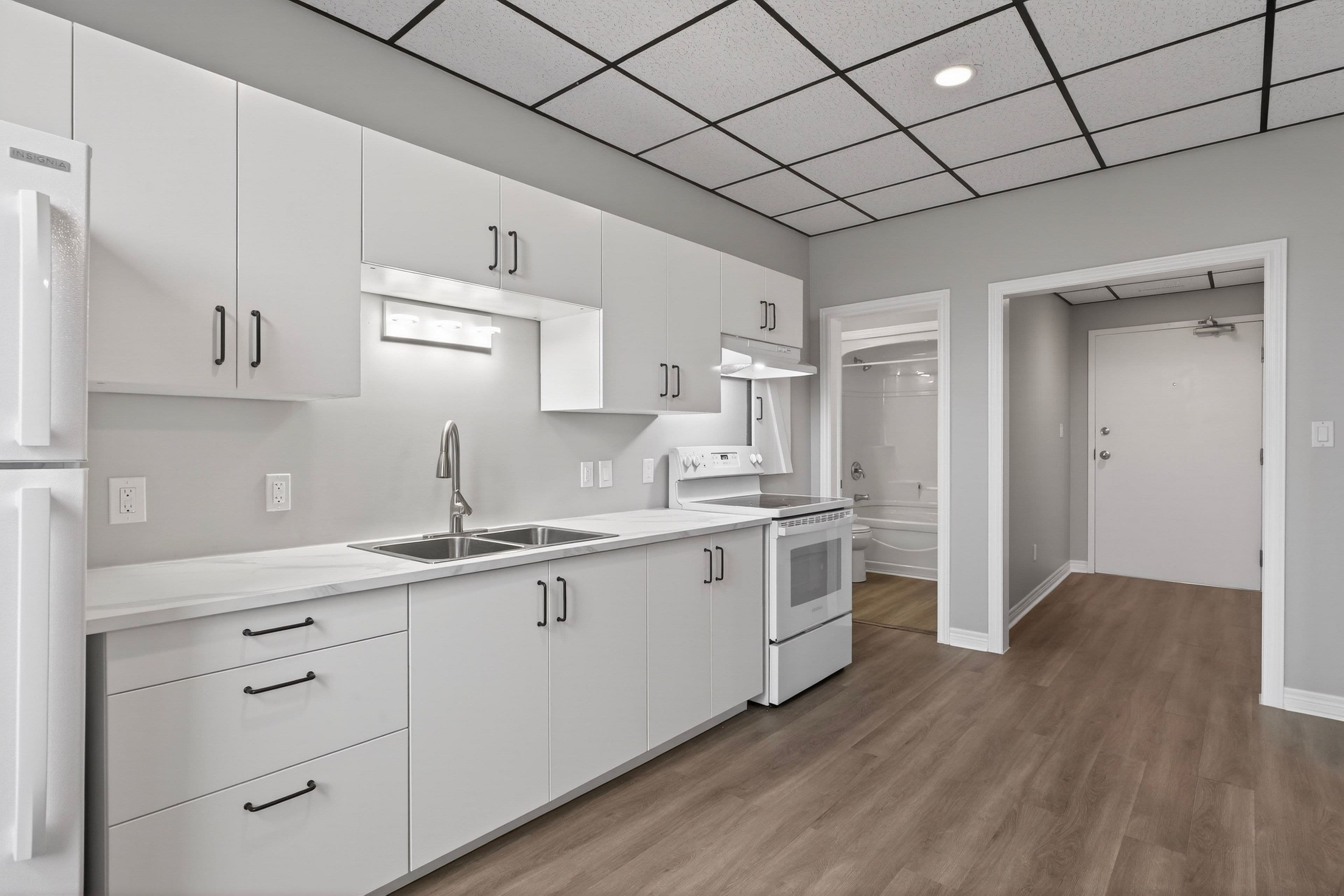 3 St Andrew Street 2, Ingersoll, ON N5C 2S8