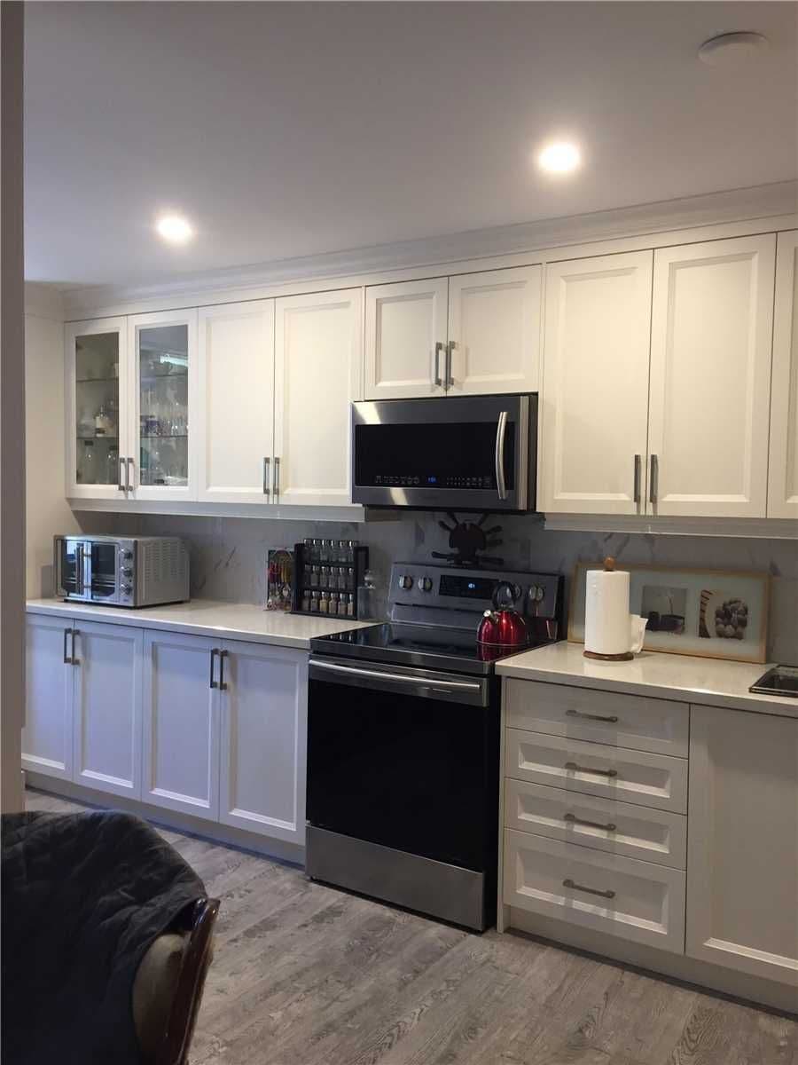 100 Dundalk Drive 208, Toronto E04, ON M1P 4V2