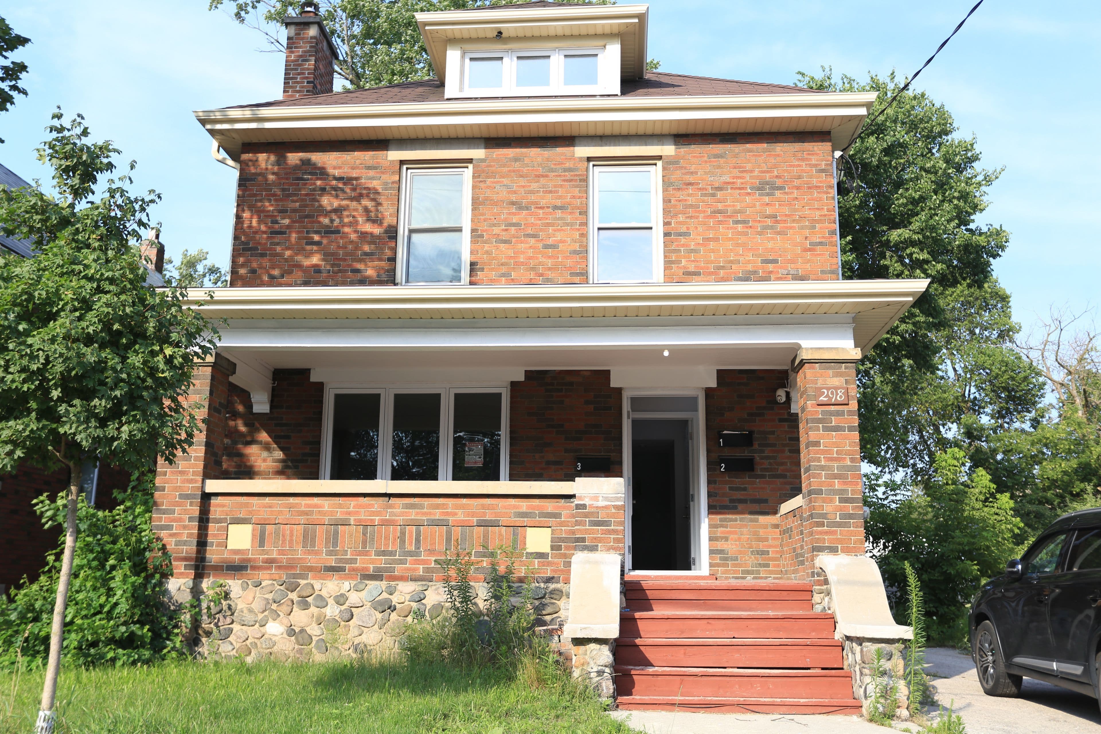 298 Egerton Street 1, London East, ON N5Z 2G7