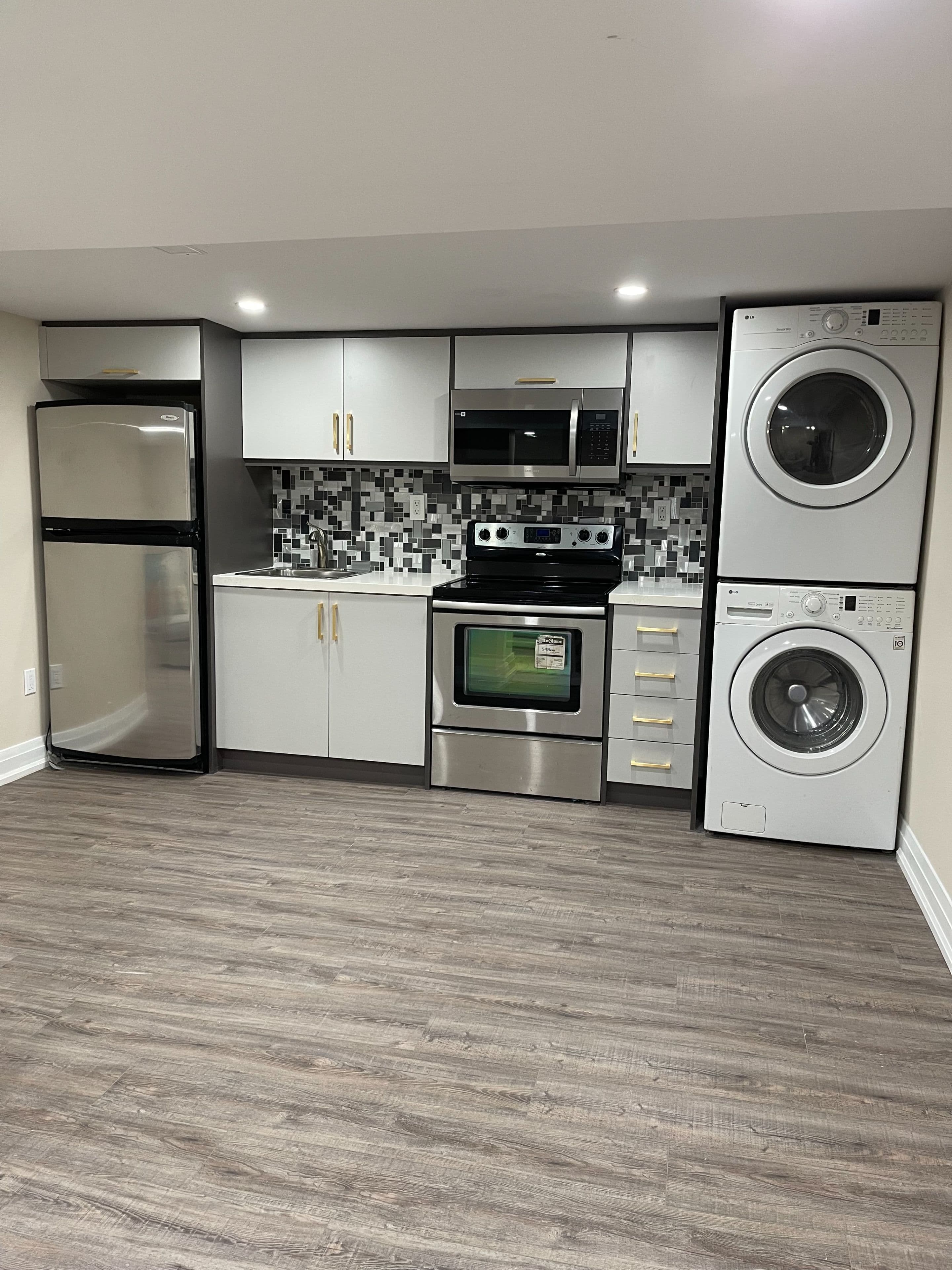 35 Beath Street Basement, Toronto E10, ON M1E 3J4