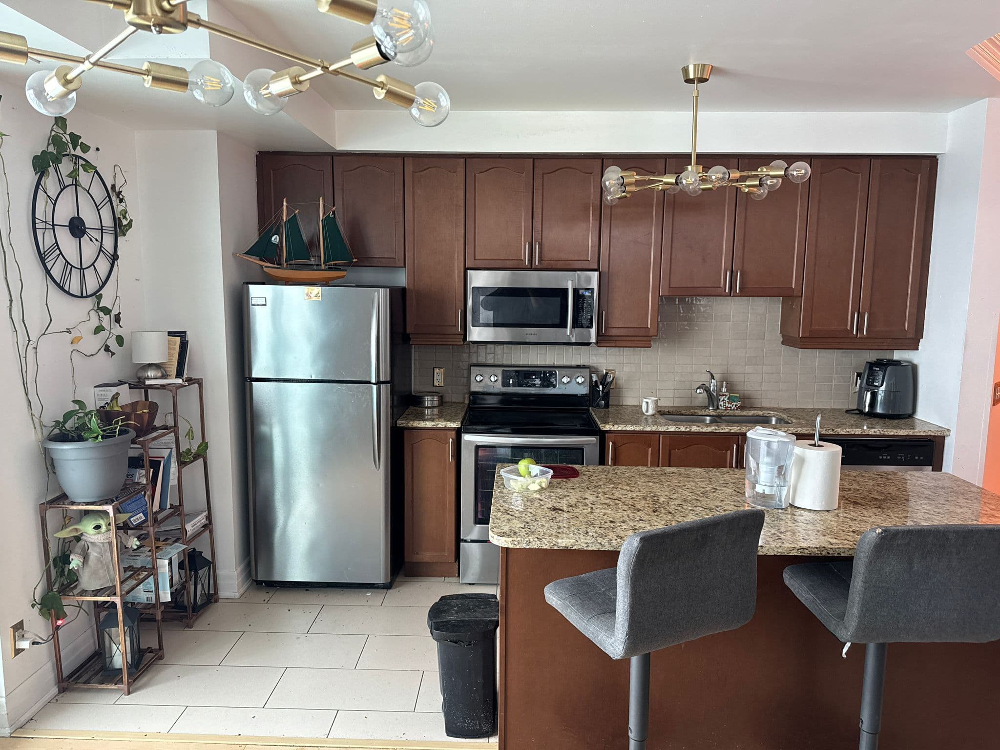 100 John Street 2408, Brampton, ON L6N 2S8