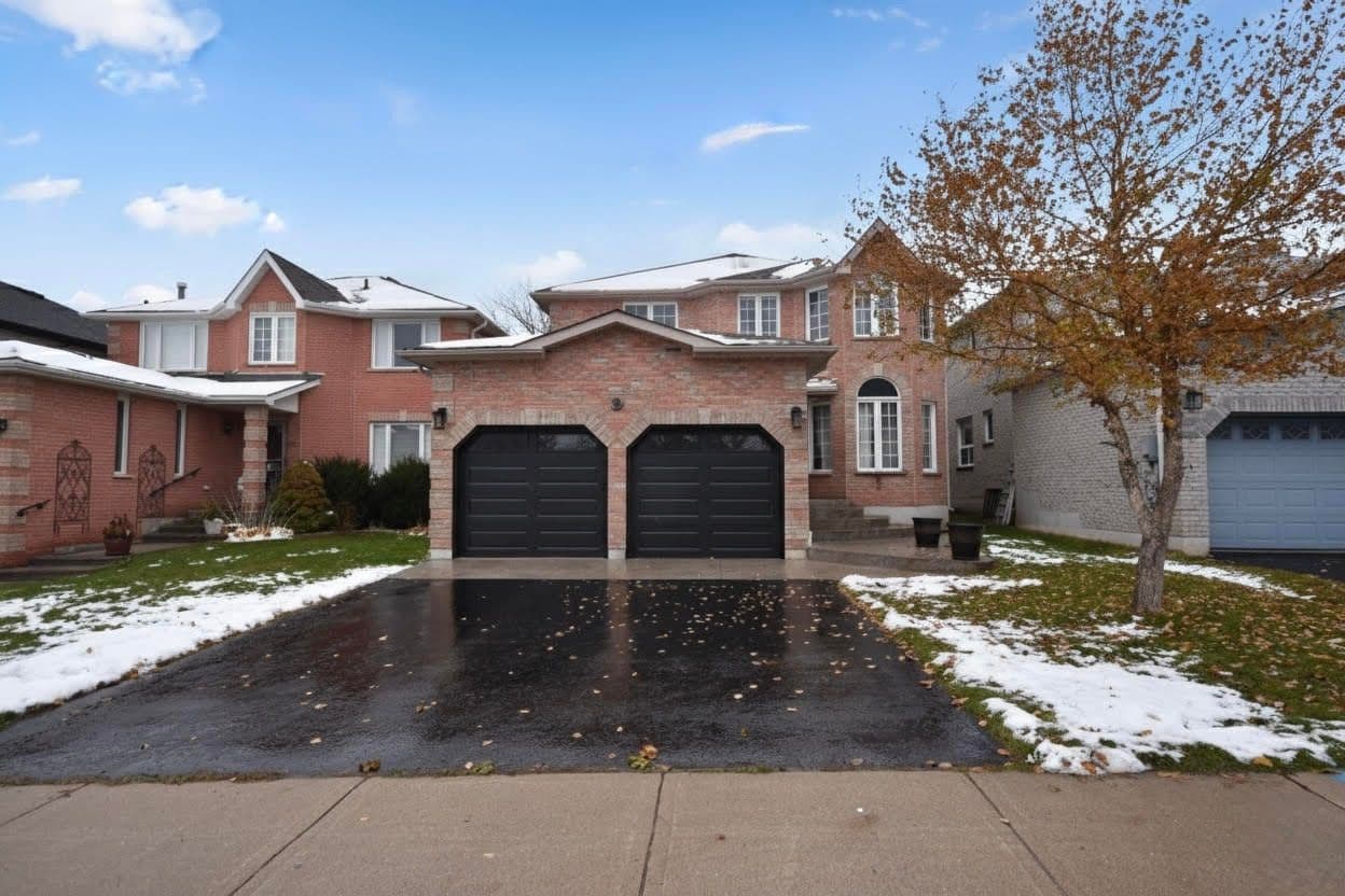 28 Shaina Court, Barrie, ON L4N 9S7