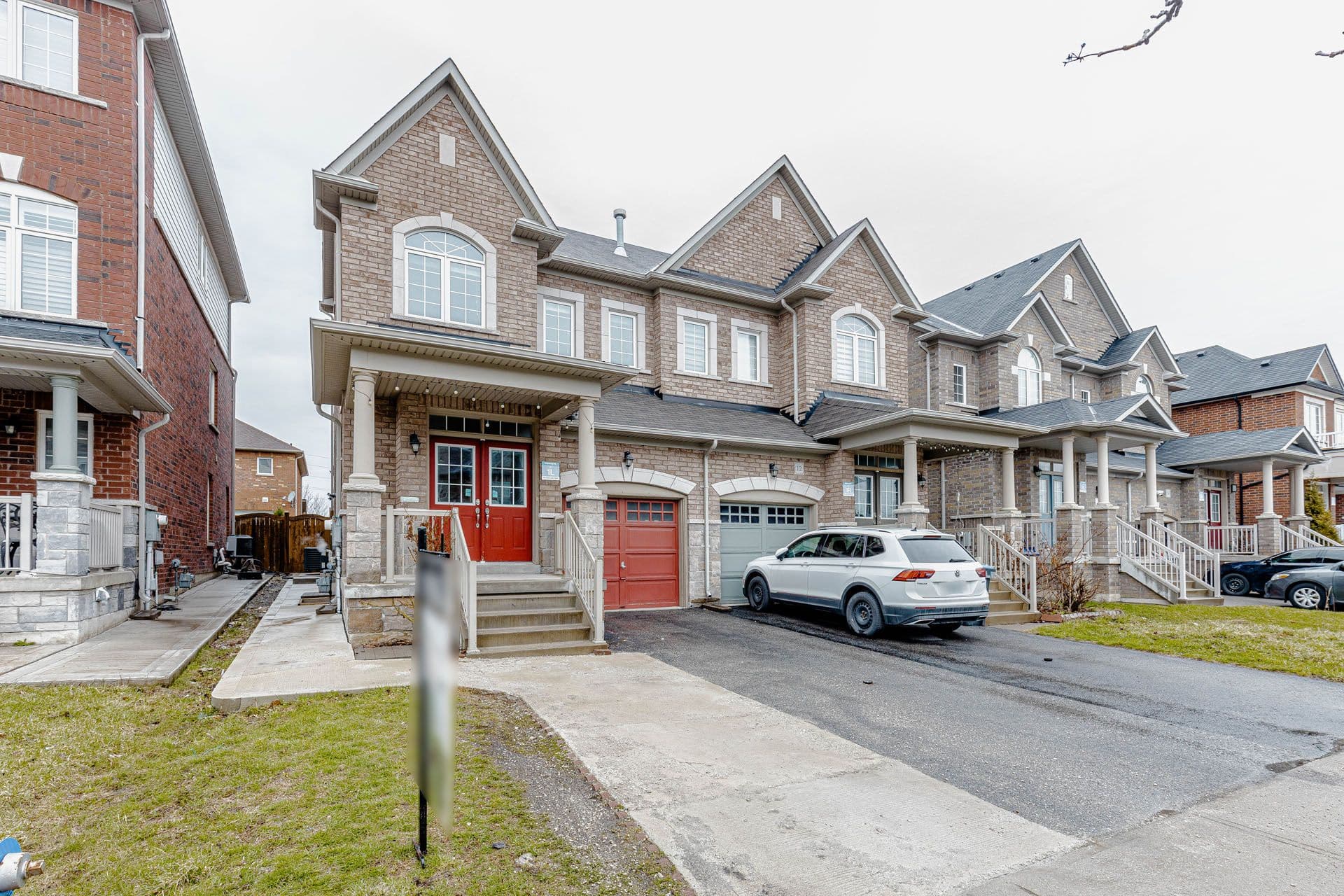 10 Eastlake Road, Brampton, ON L7A 3S2