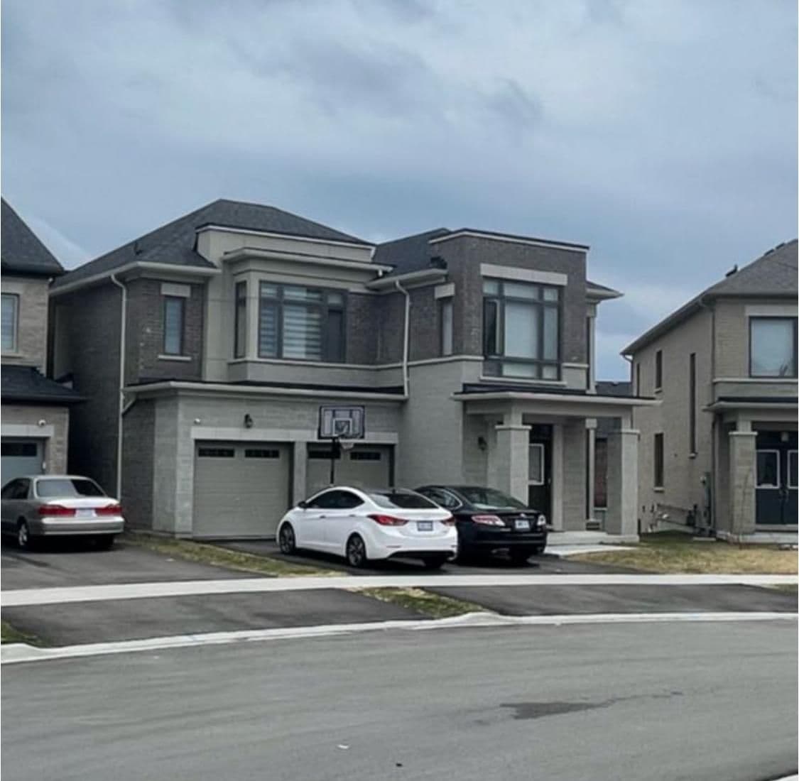 1231 Plymouth Drive, Oshawa, ON L1L 0T9