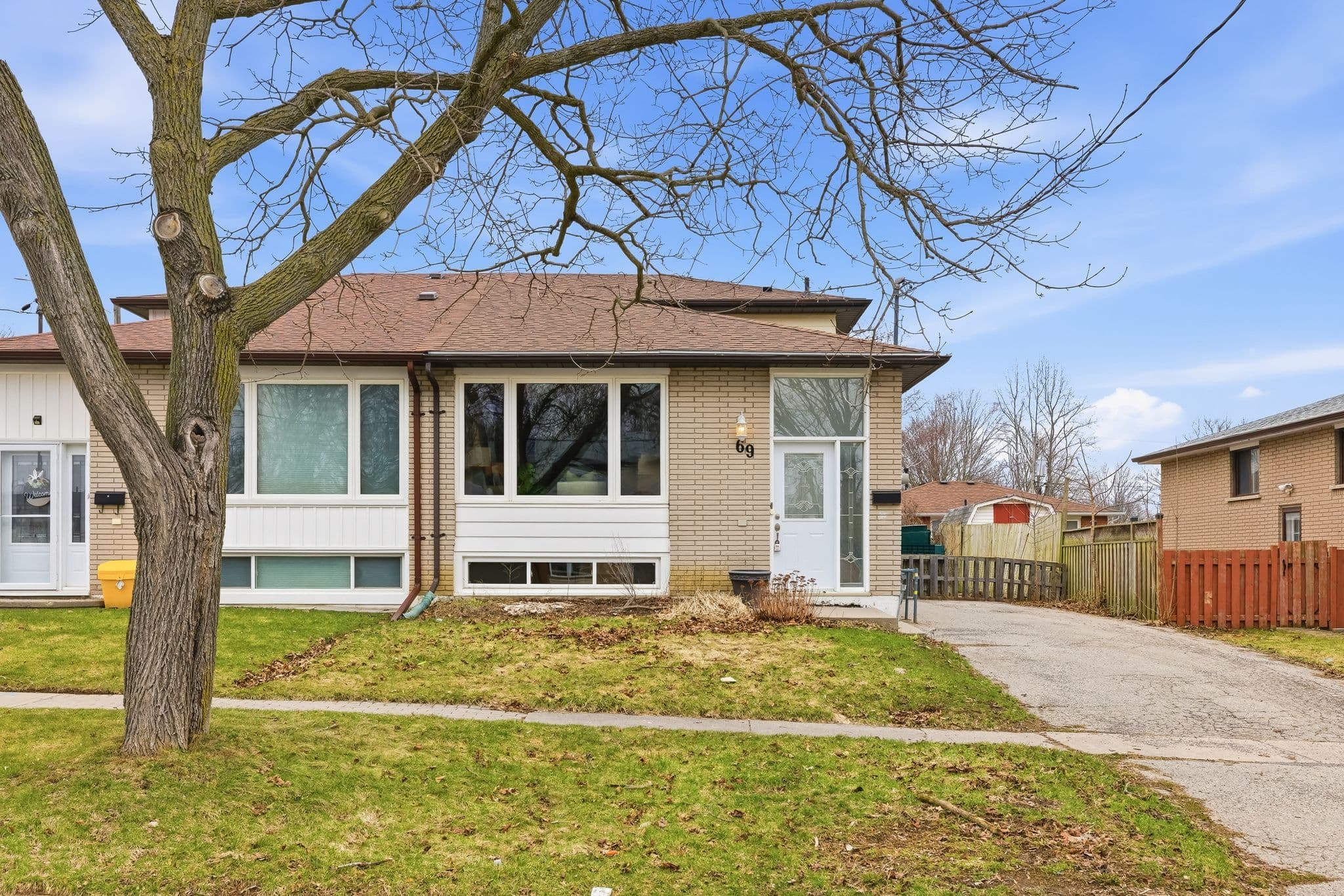 69 Little Avenue, Clarington, ON L1C 1J8