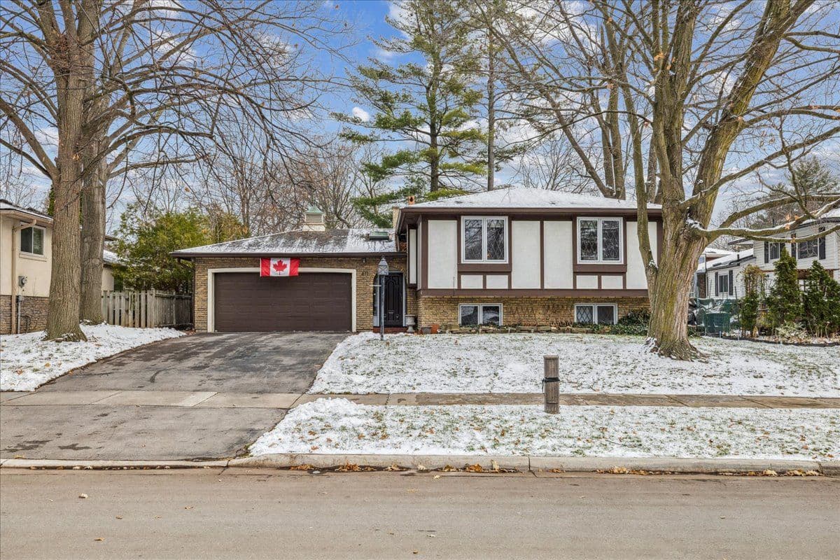 411 Brookmill Road, Oakville, ON L6J 5K4