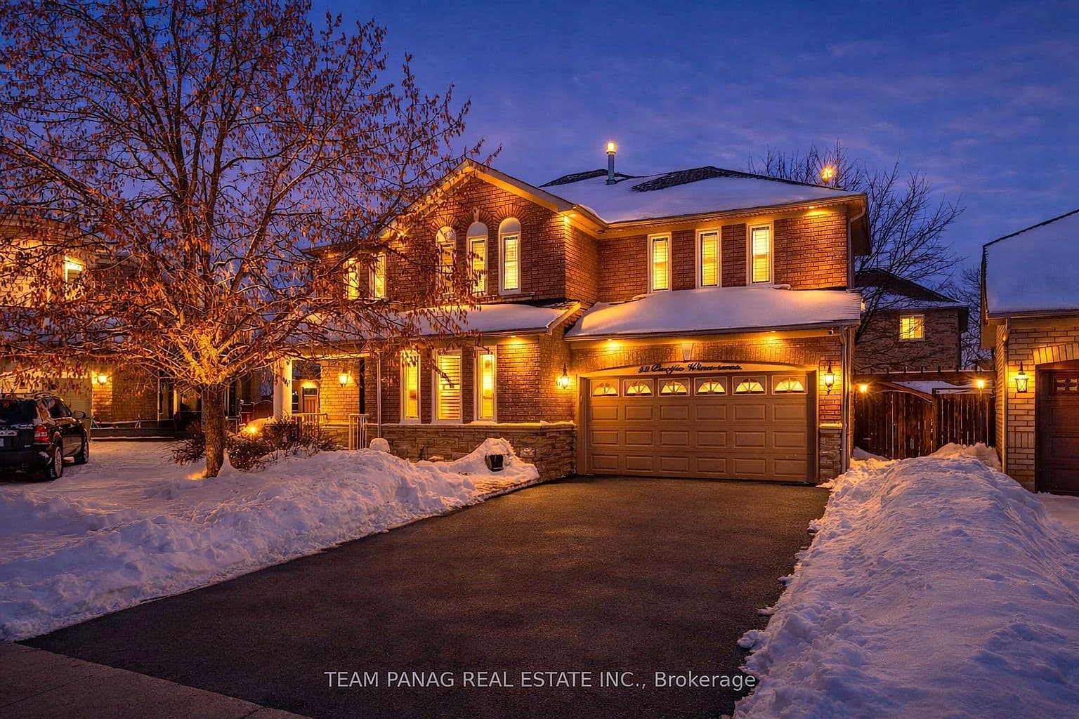 52 Pacific Wind Crescent, Brampton, ON L6R 2B1