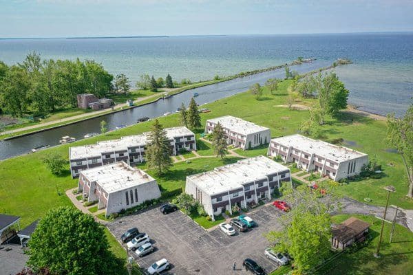 1 Paradise Boulevard Unit 14, Ramara, ON L0K 1B0