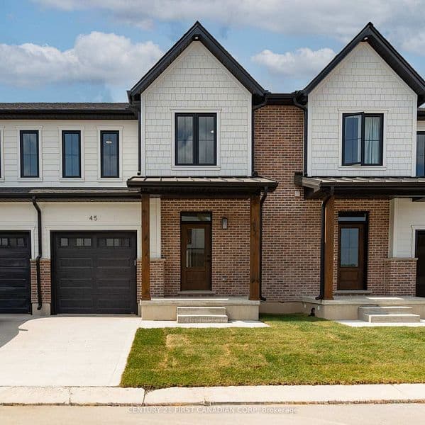 147-23(30) SCOTTS Drive, Lucan Biddulph, ON N0M 2J0