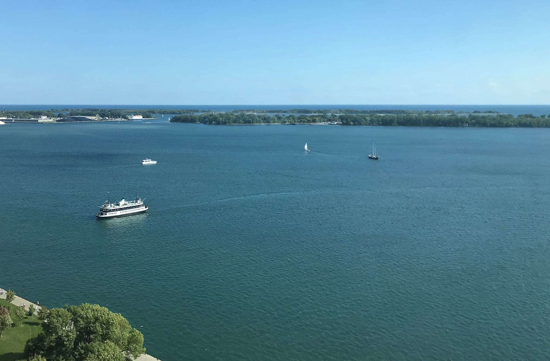 99 Harbour Square 2702, Toronto C01, ON M5J 2H2