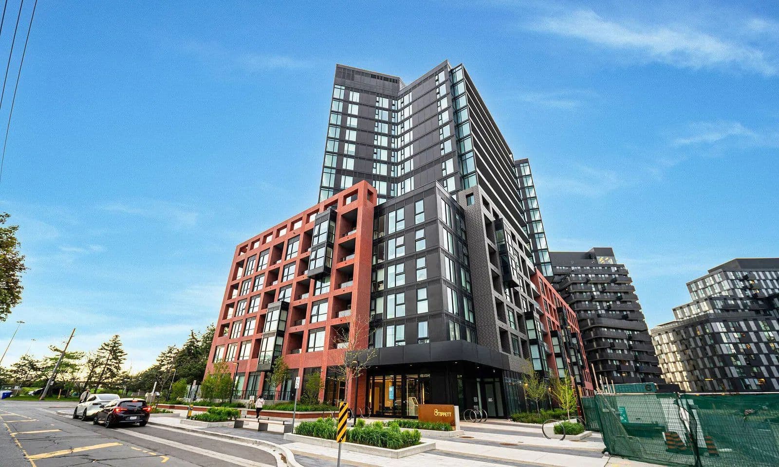 8 Tippett Road 1611, Toronto C06, ON M3H 0E7