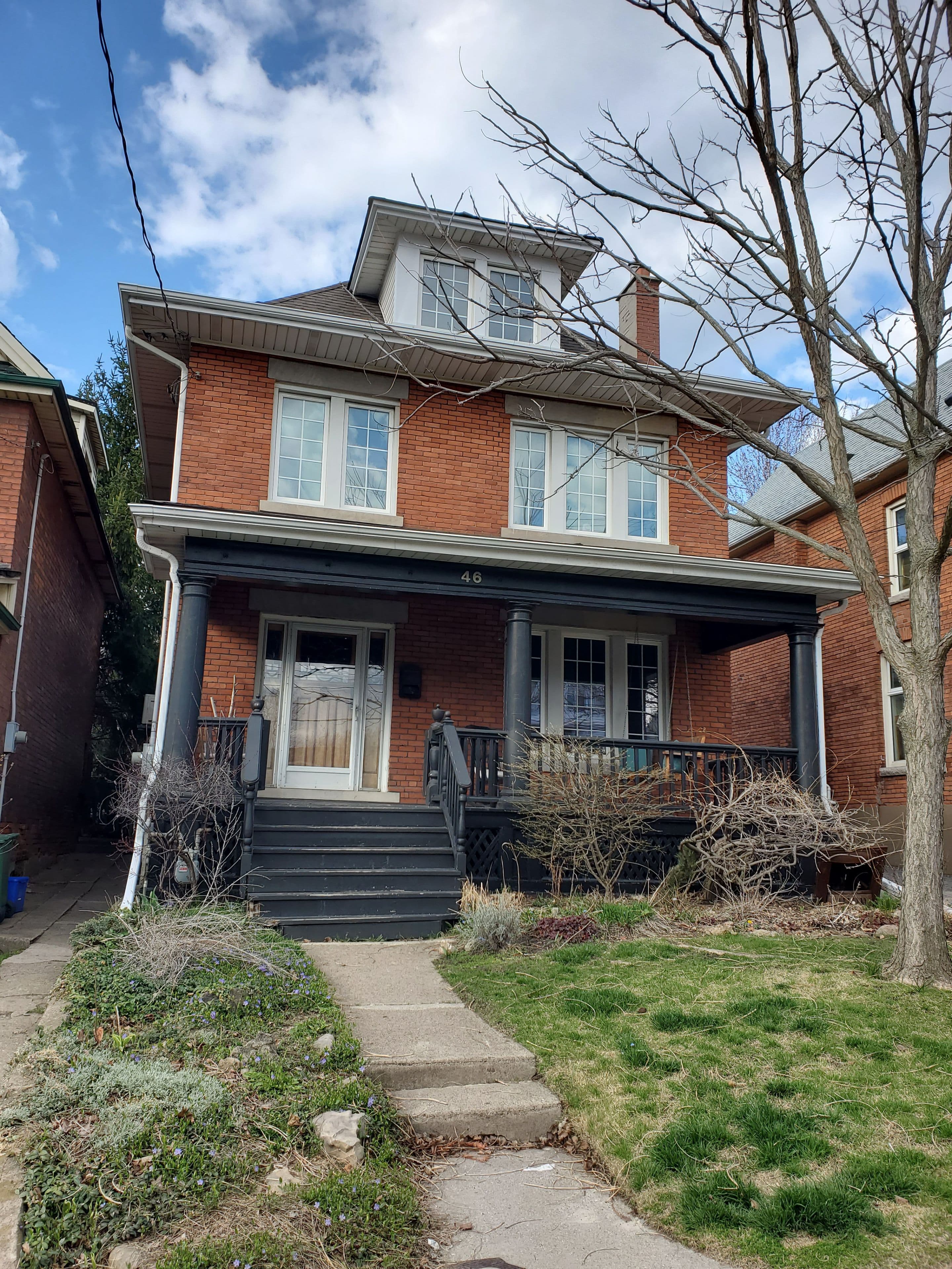 46 Head Street Lower, Hamilton, ON L8R 1P9