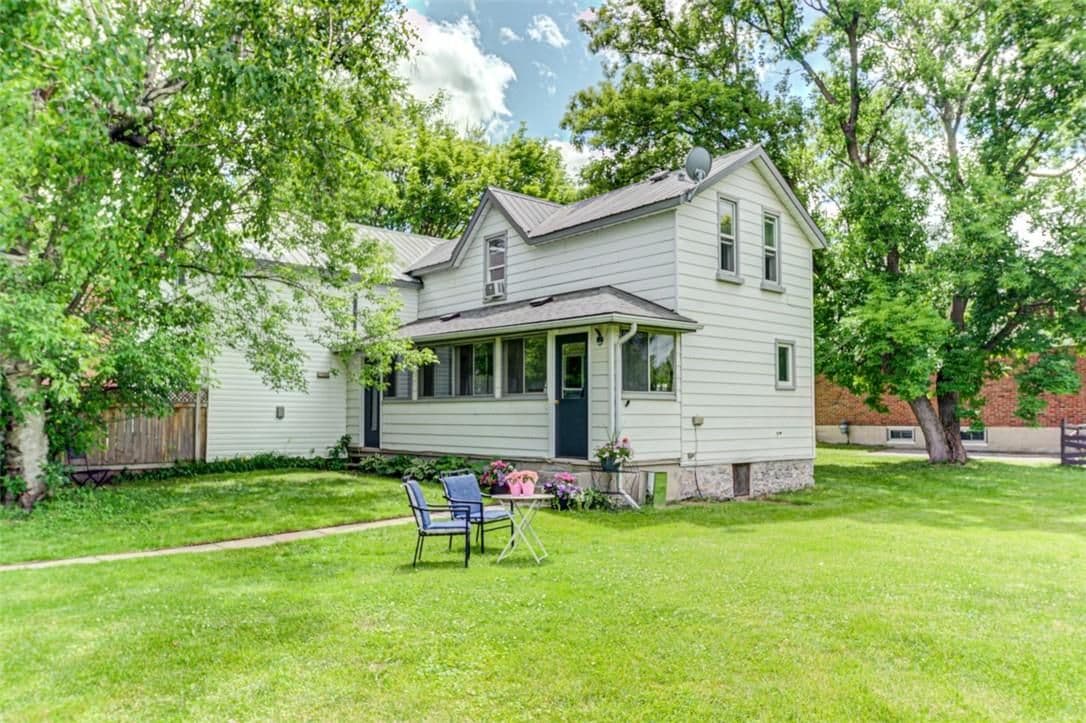 393 Second Street, Collingwood, ON L9Y 1G9