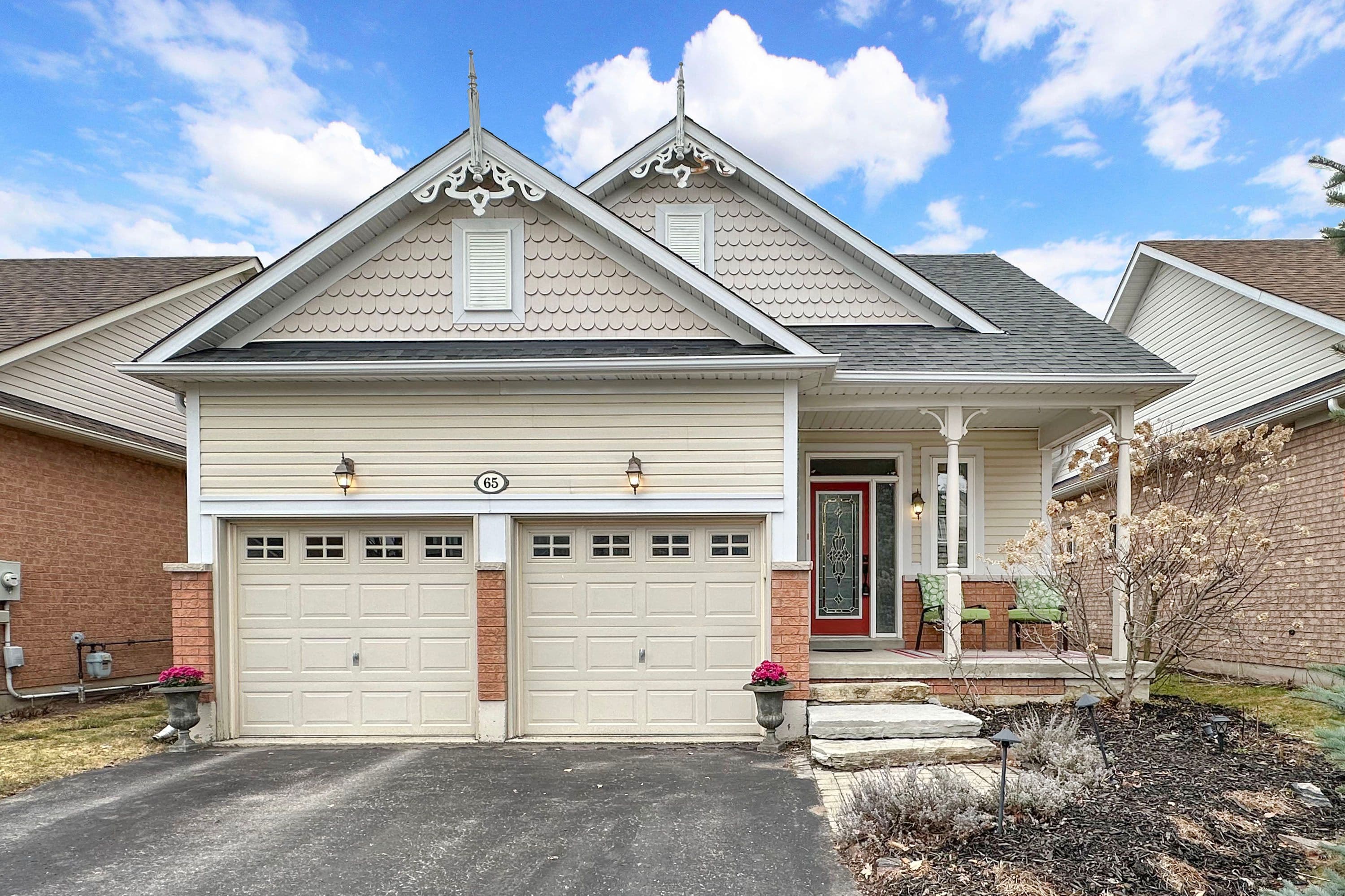 65 Chimney Hill Way, Scugog, ON L9L 2E1