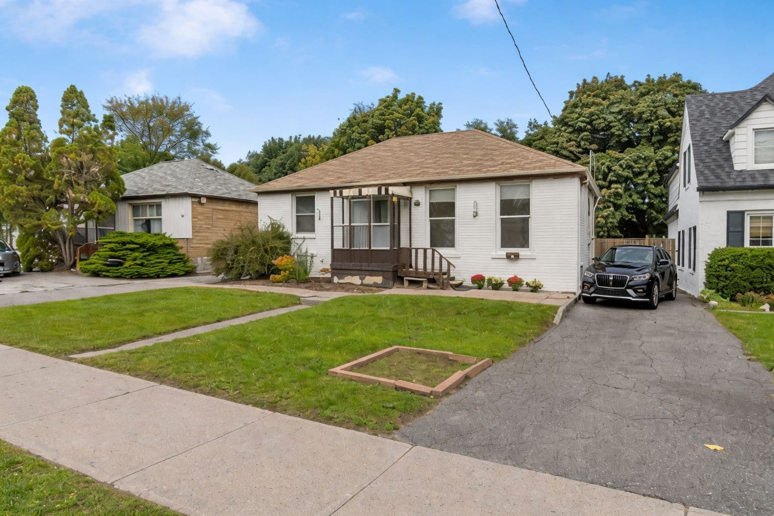 88 Steeles Avenue E, Markham, ON L3T 1A3