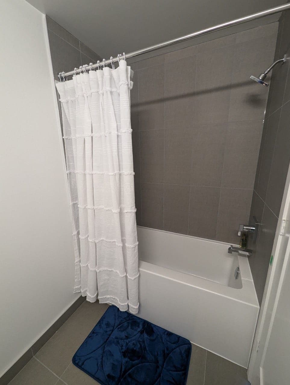 70 Princess Street LPH02, Toronto C08, ON M5A 0X6