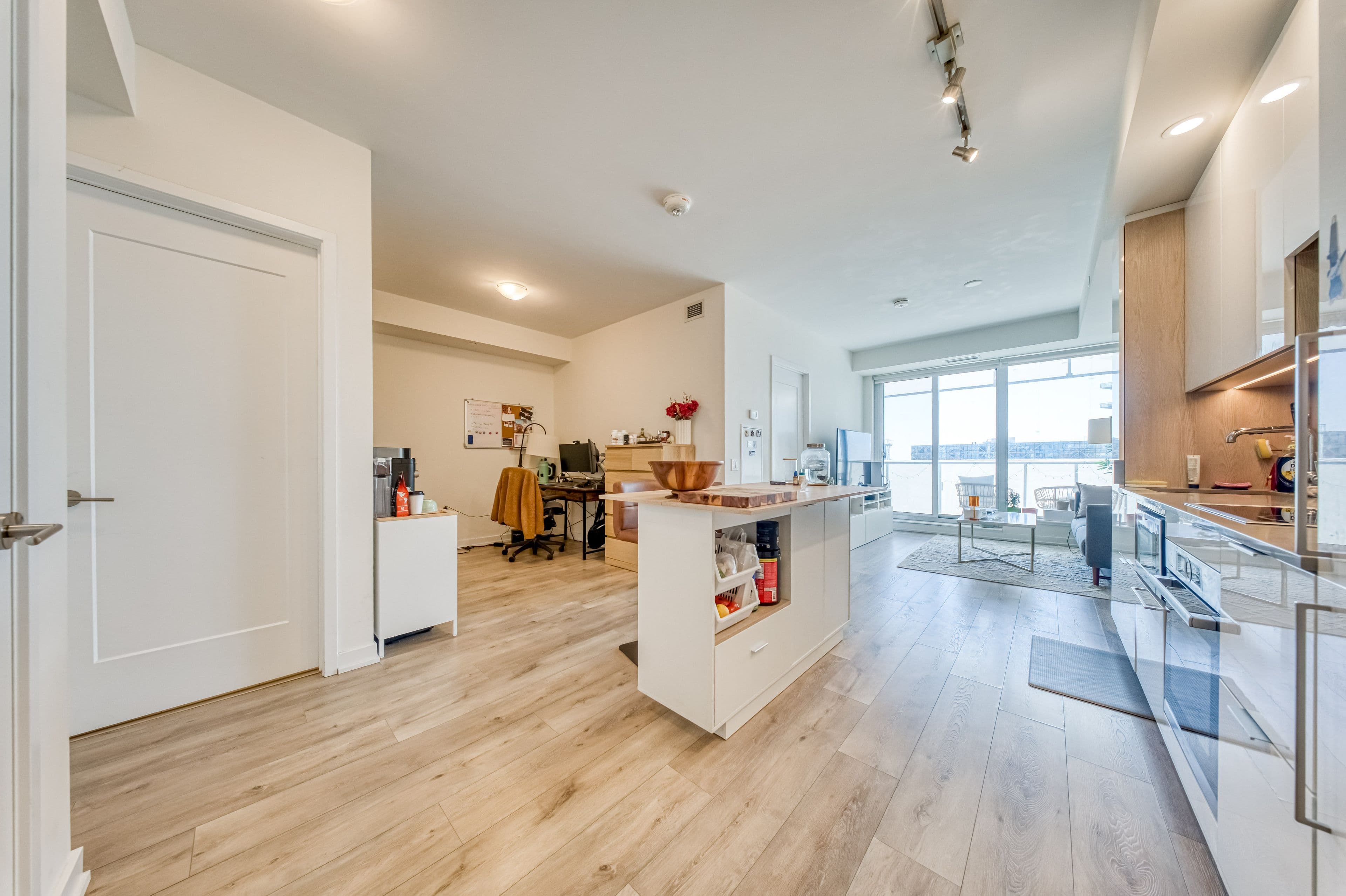 28 Freeland Street 1201, Toronto C08, ON M5E 0E3