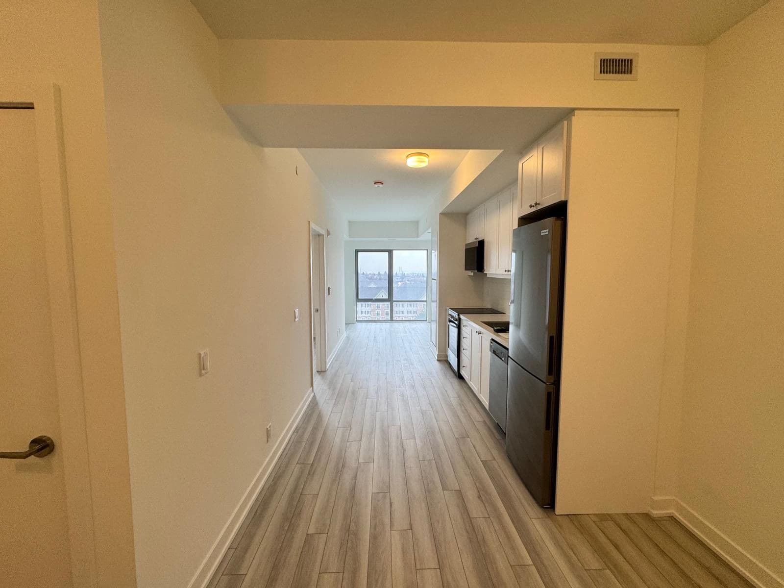 51 Clarington Boulevard 704, Clarington, ON L1C 0H6