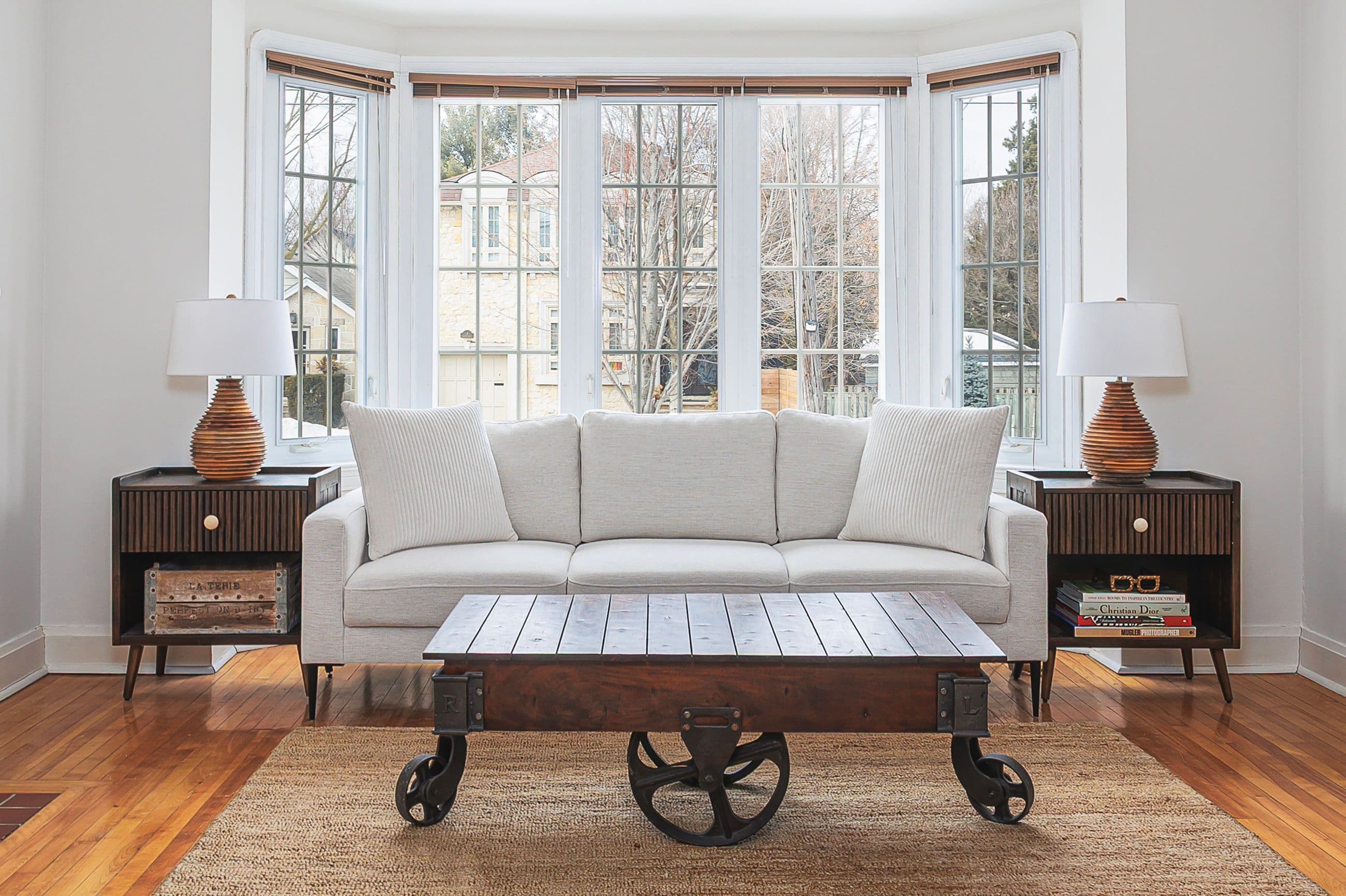 3 Glenroy Avenue, Toronto W07, ON M8Y 2L9