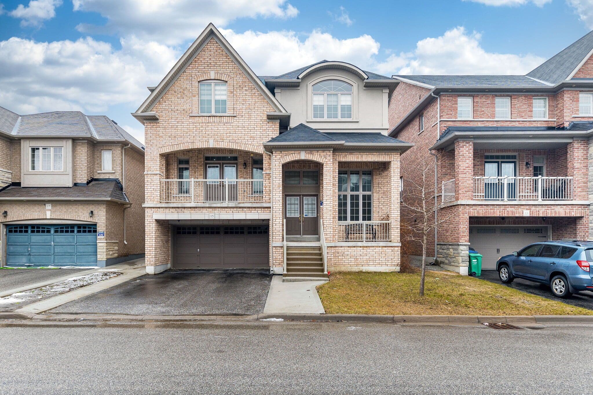 15 Picasso Drive, Brampton, ON L6P 3L6