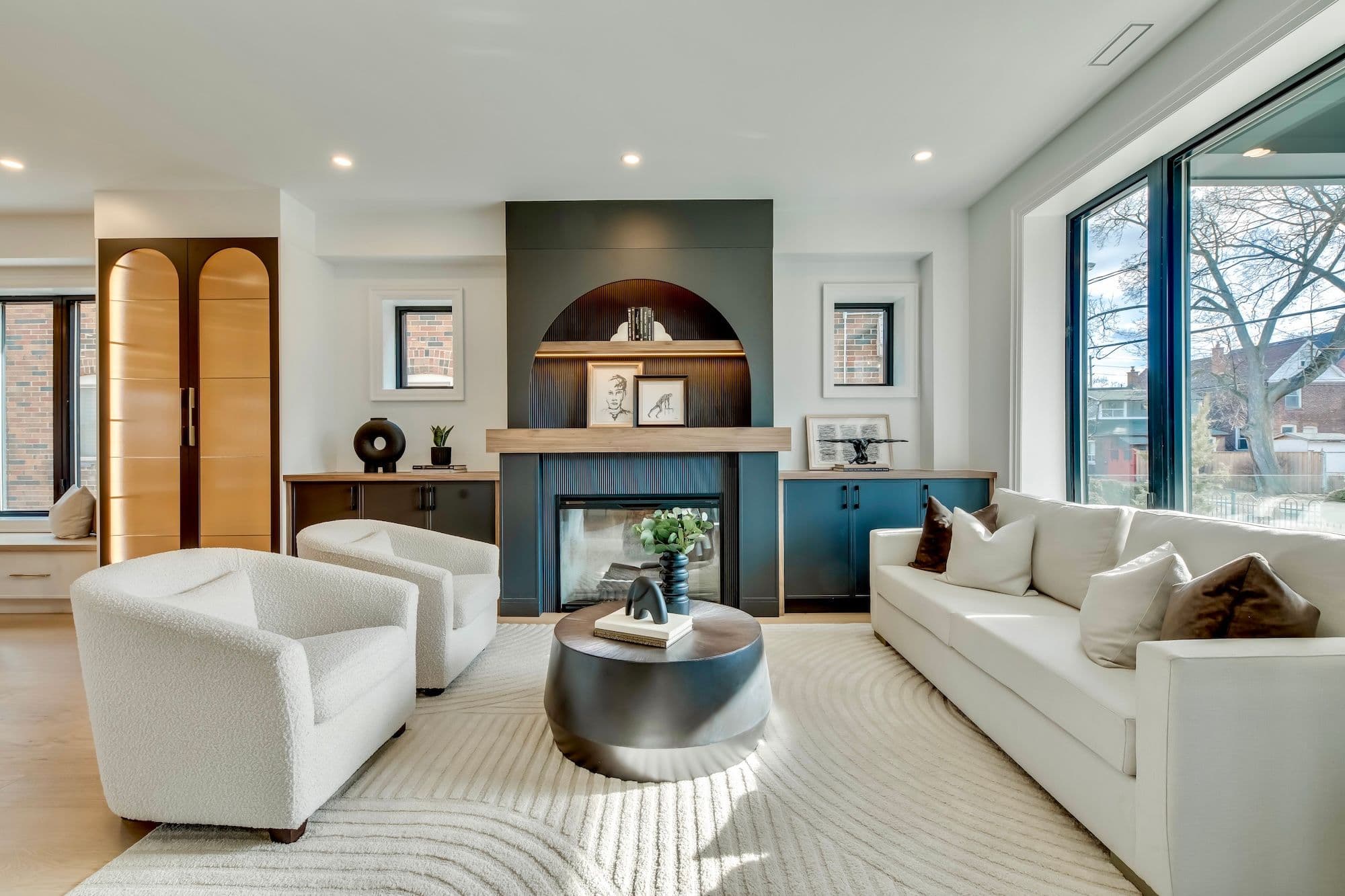 561 Durie Street, Toronto W02, ON M6S 3H2