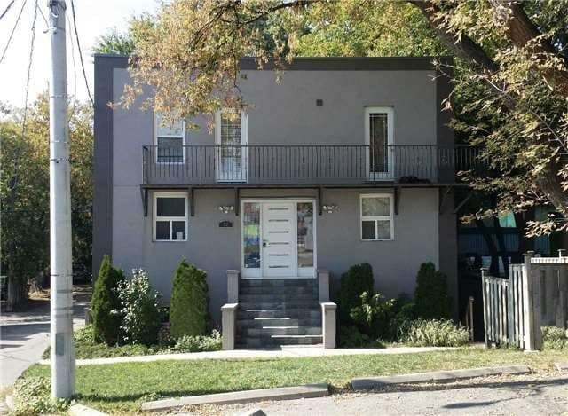 22 Brad Street, Toronto W02, ON M6P 1N1