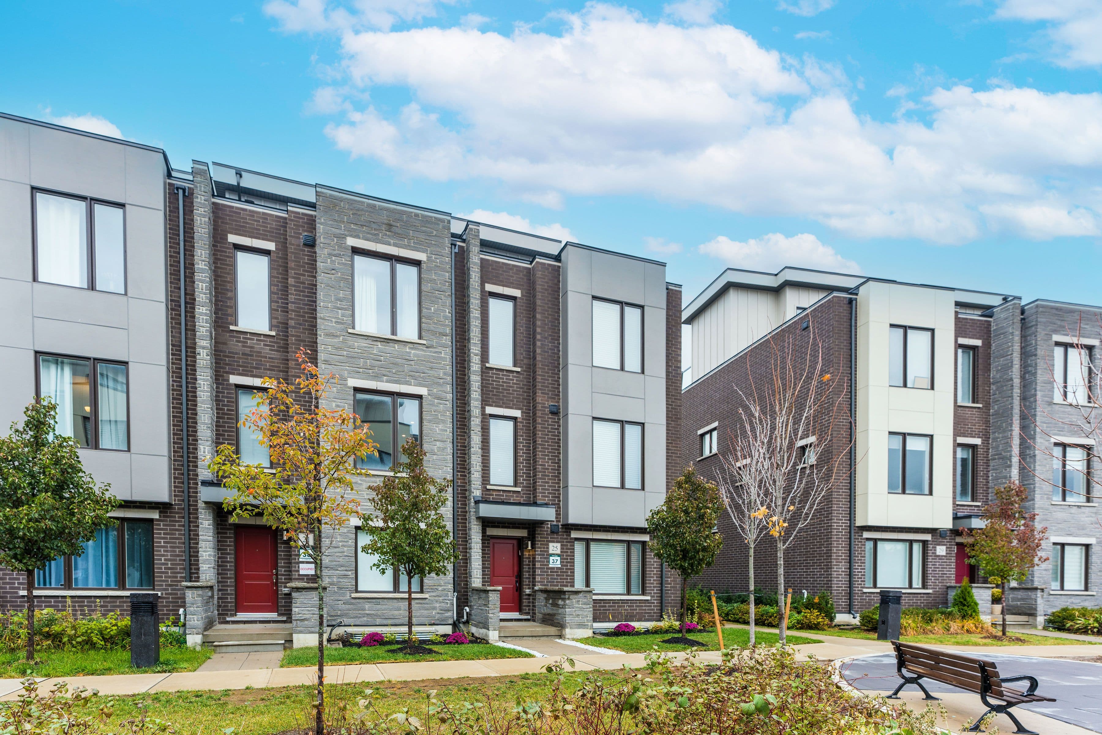 25 Cohen Way, Vaughan, ON L6A 5B4