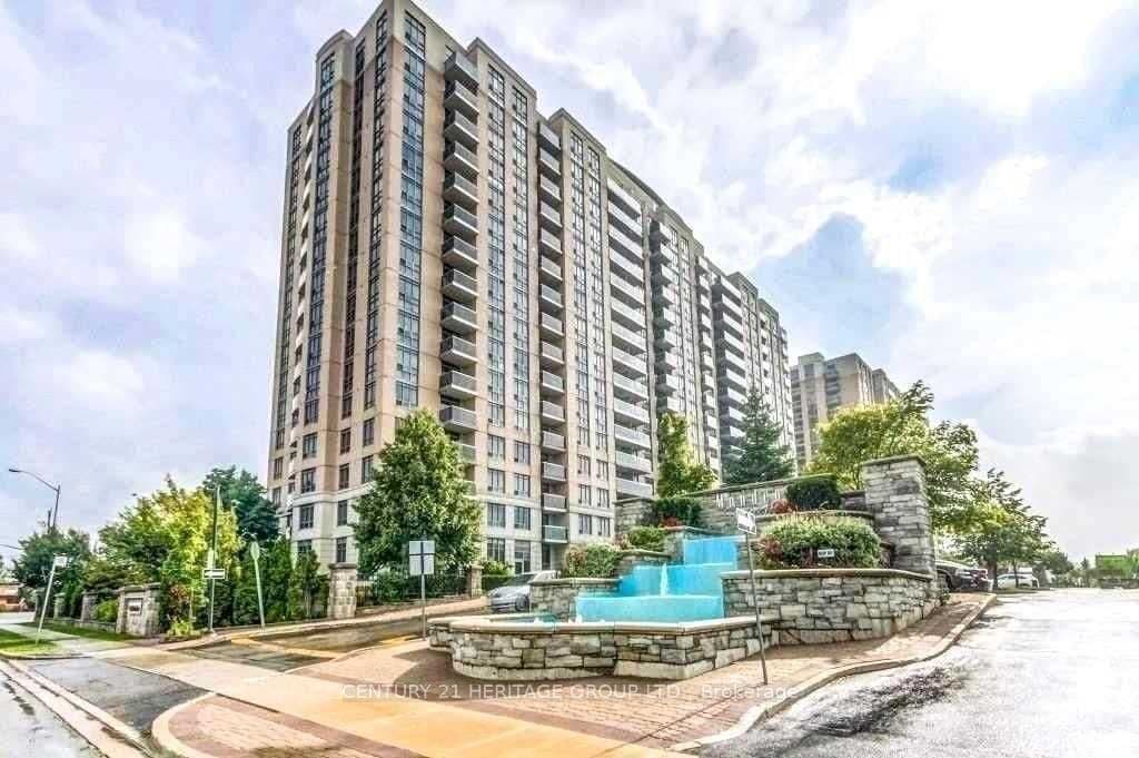 8 Mondeo Drive 803, Toronto E04, ON M1P 5C7