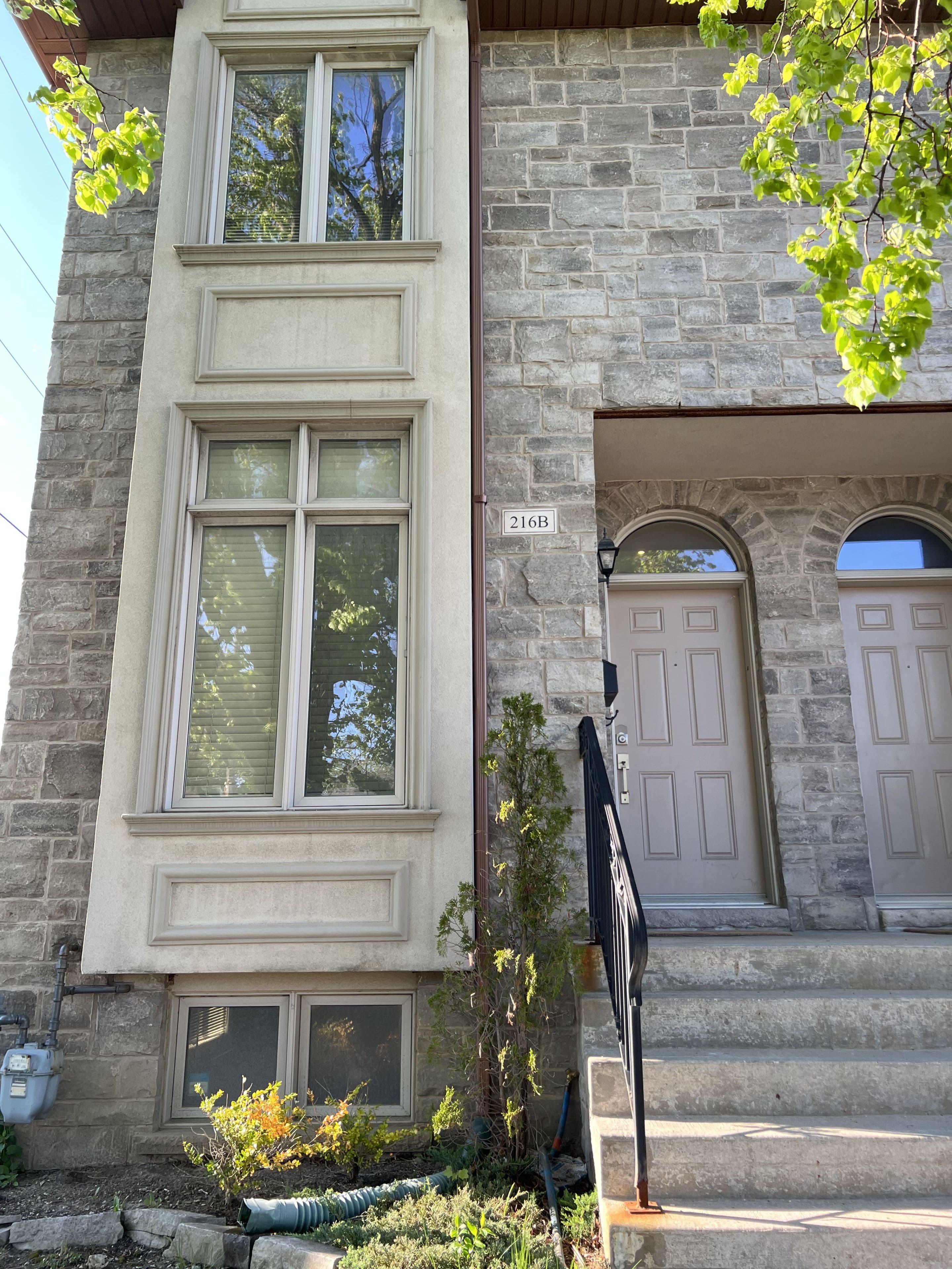 216B Finch Avenue W, Toronto C07, ON M2R 1M5