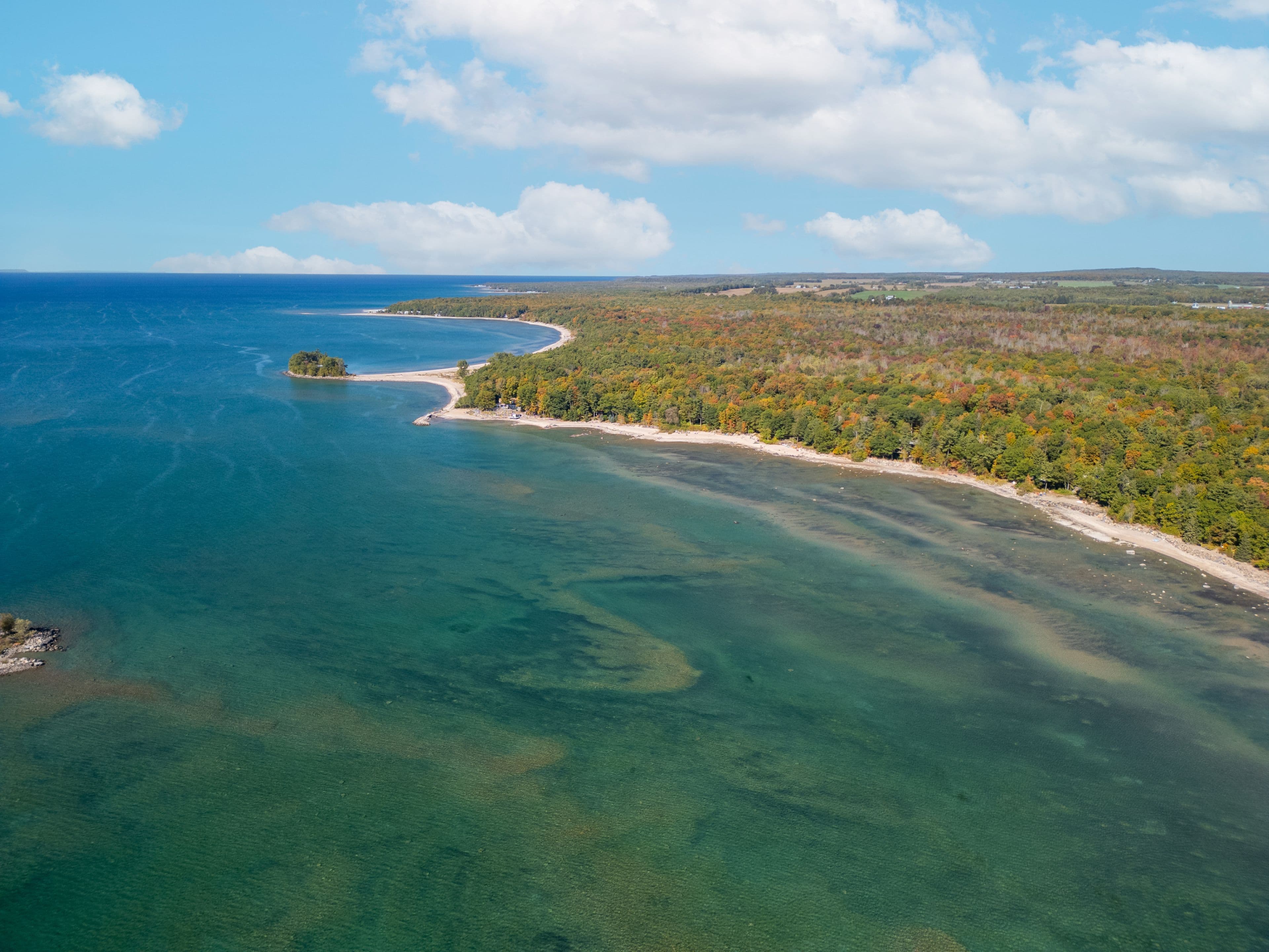 64 Wahnekewening Drive, Tiny, ON L0L 2J0