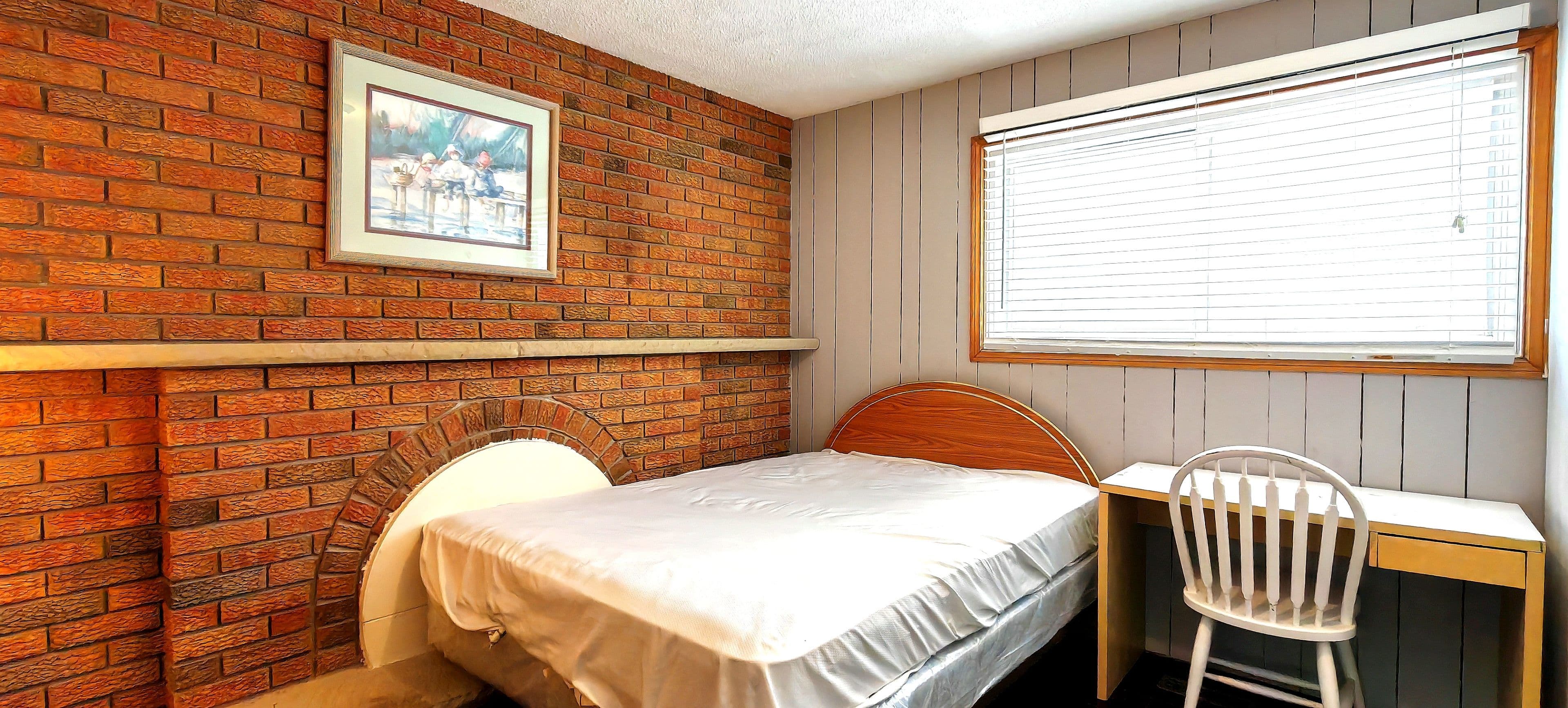 213 Risebrough Circuit, Markham, ON L3R 3J1