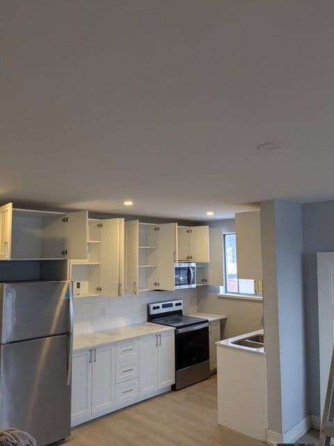 3046 Jaguar Valley Drive 405, Mississauga, ON L5A 2J3