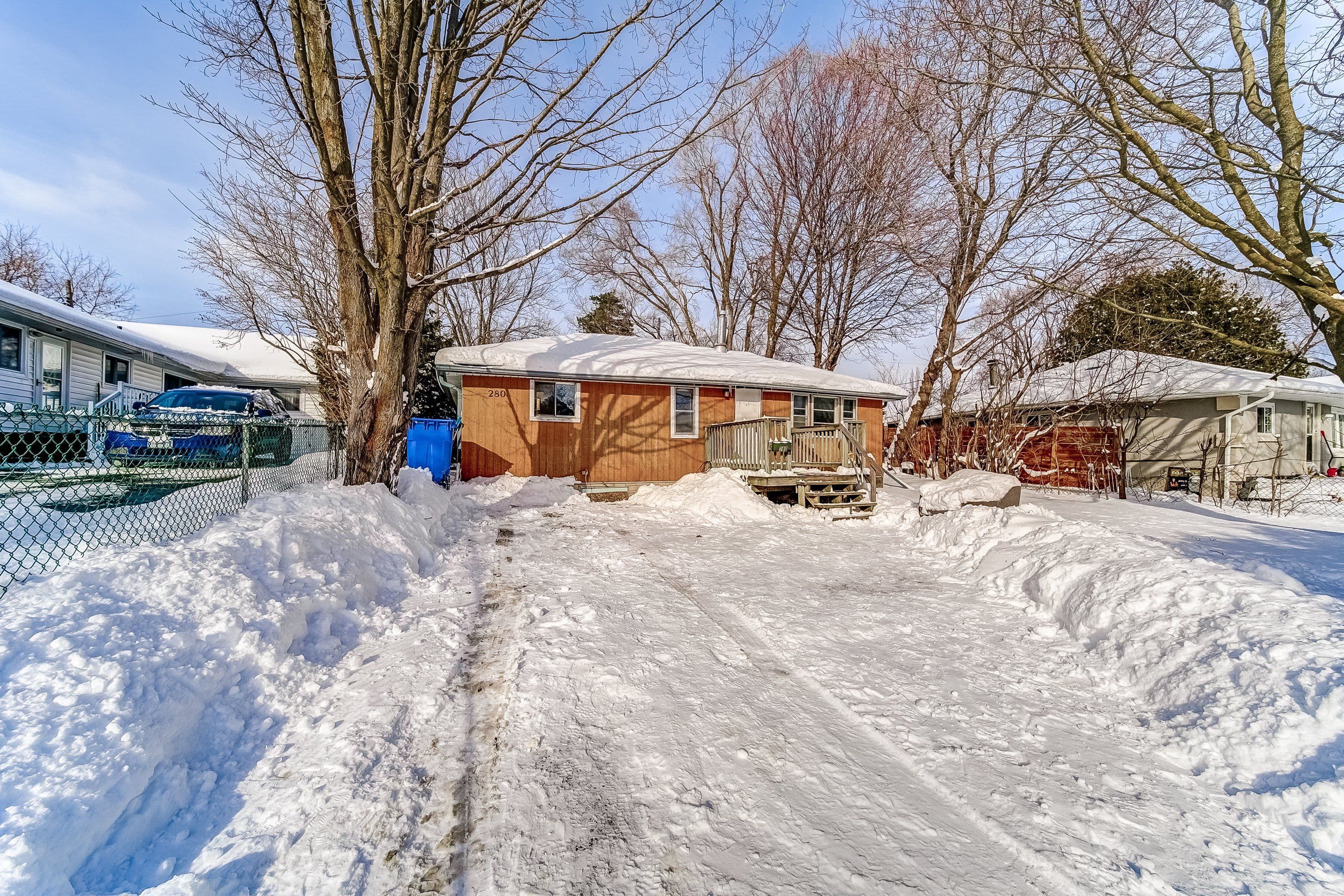 280 Pasadena Drive, Georgina, ON L4P 2Y9