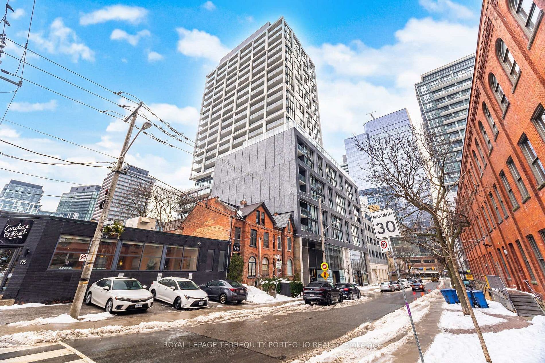 55 Ontario Street 309, Toronto C08, ON M5A 0T8