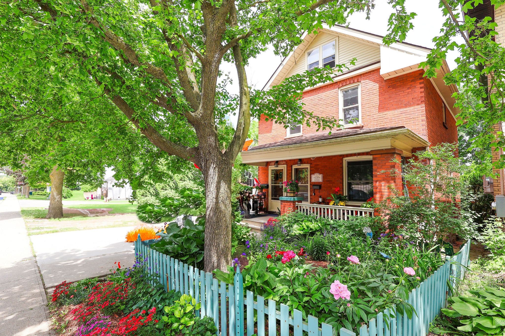 74 Cobourg Street, Stratford, ON N5A 3E6