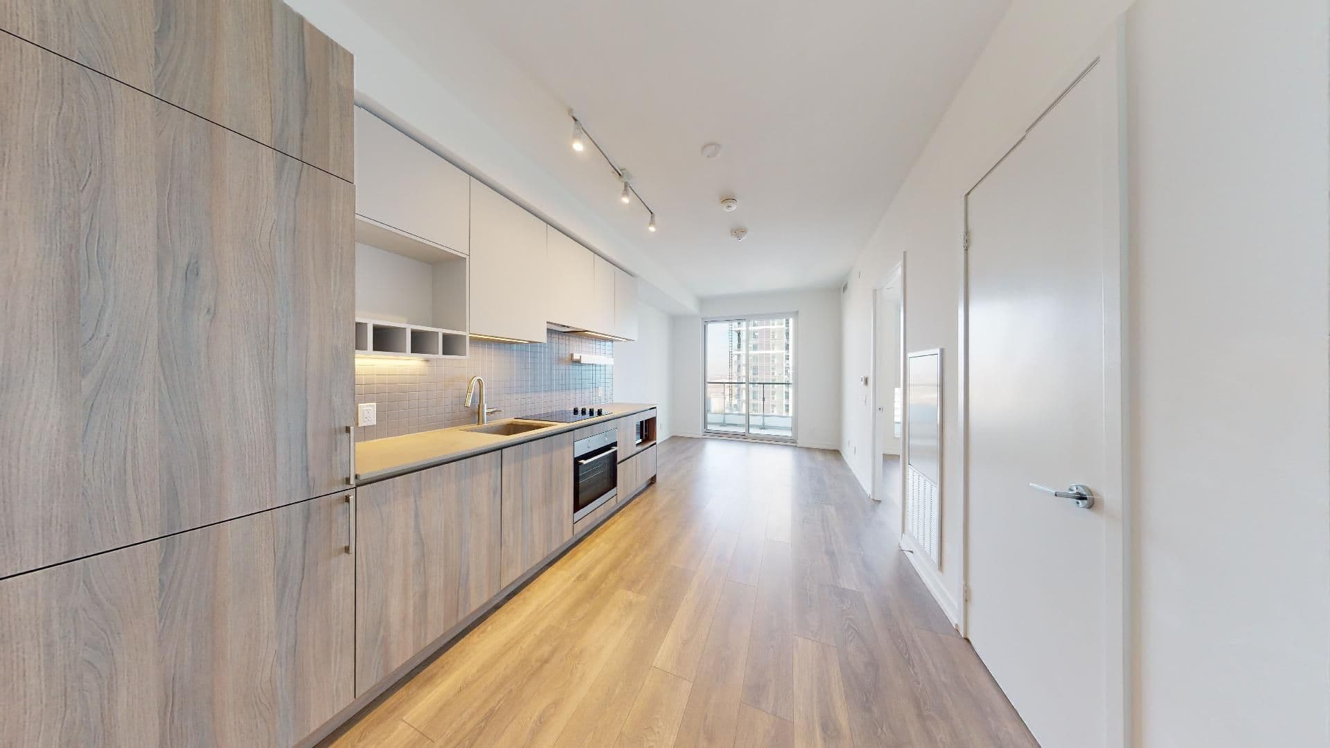 950 Portage Parkway 2105, Vaughan, ON L4K 0J7