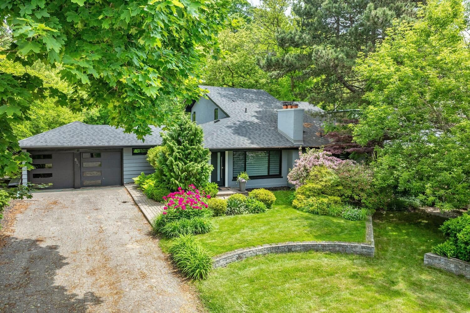 821 Parkland Avenue, Mississauga, ON L5H 3G6