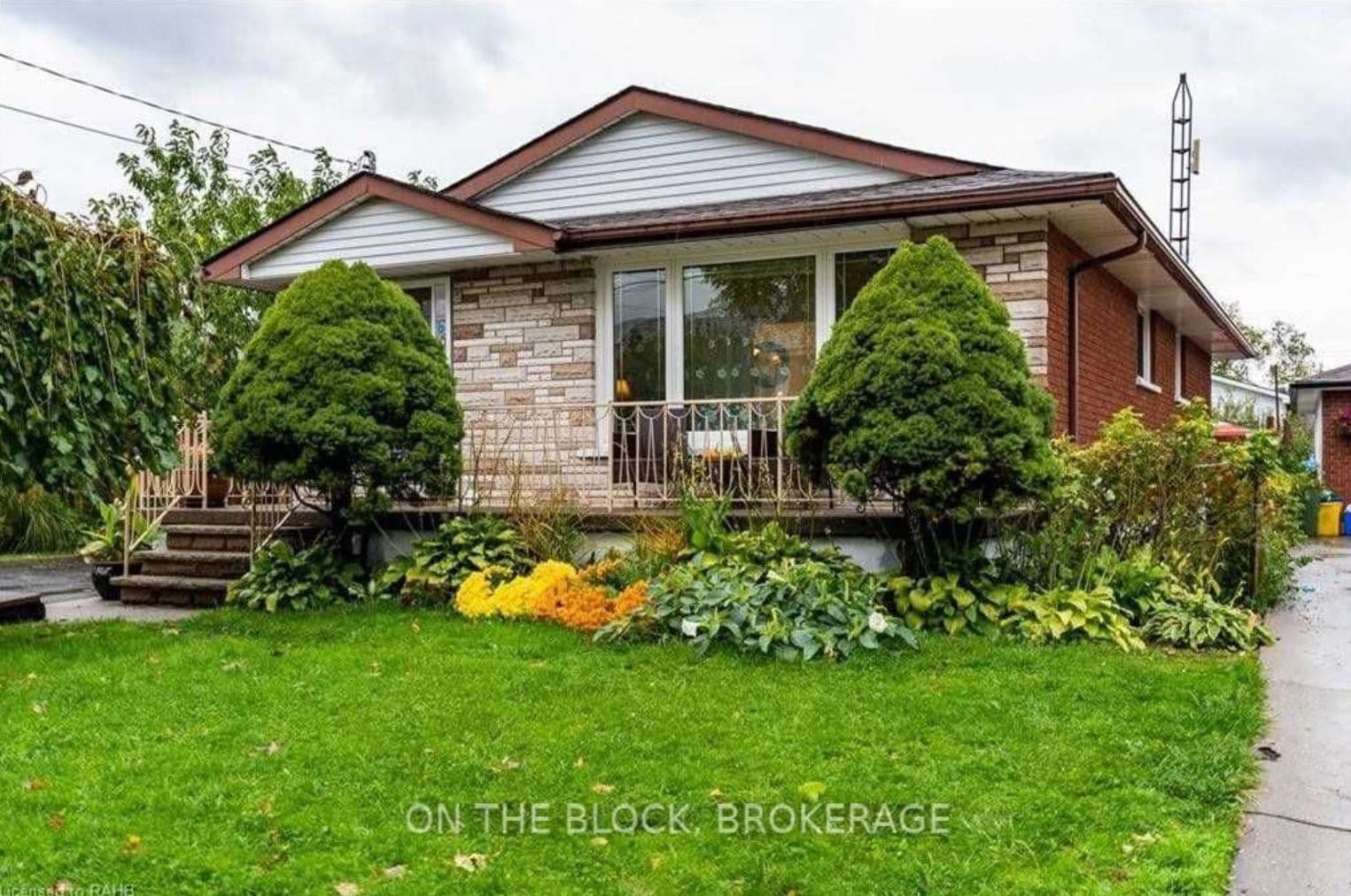 151 Nugent Drive Upper, Hamilton, ON L8H 2N3