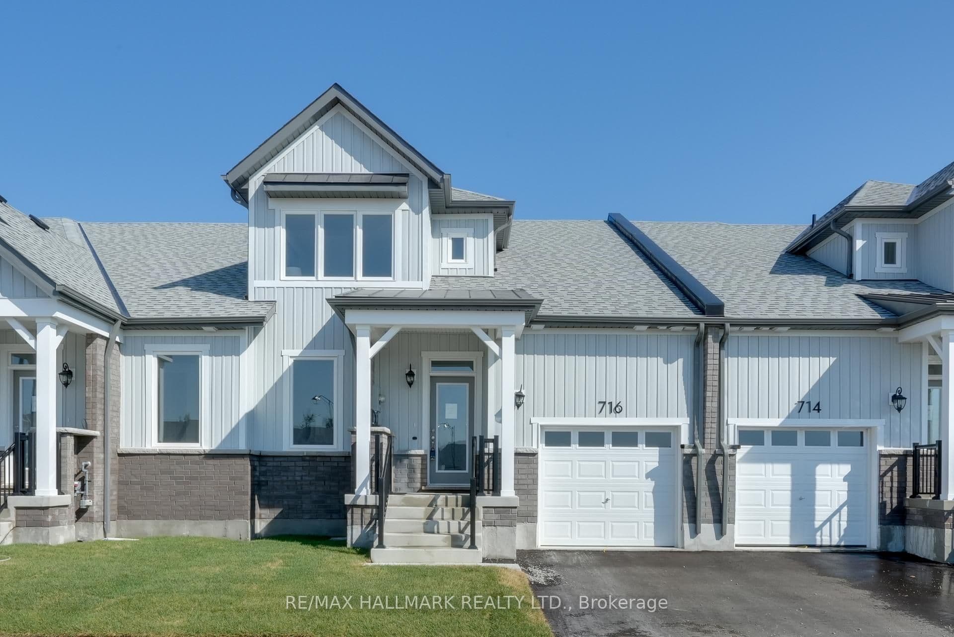 716 Keast Place, Innisfil, ON L9S 0S9