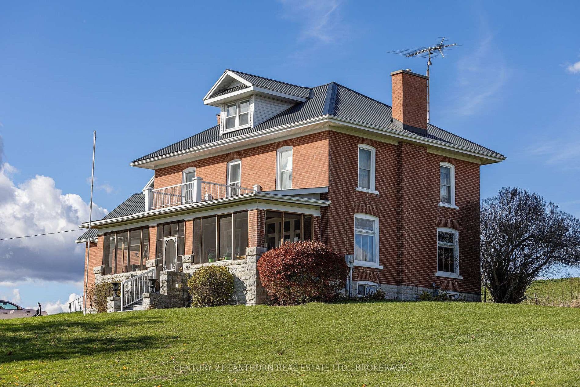 530 Main Street, Stone Mills, ON K0K 3L0