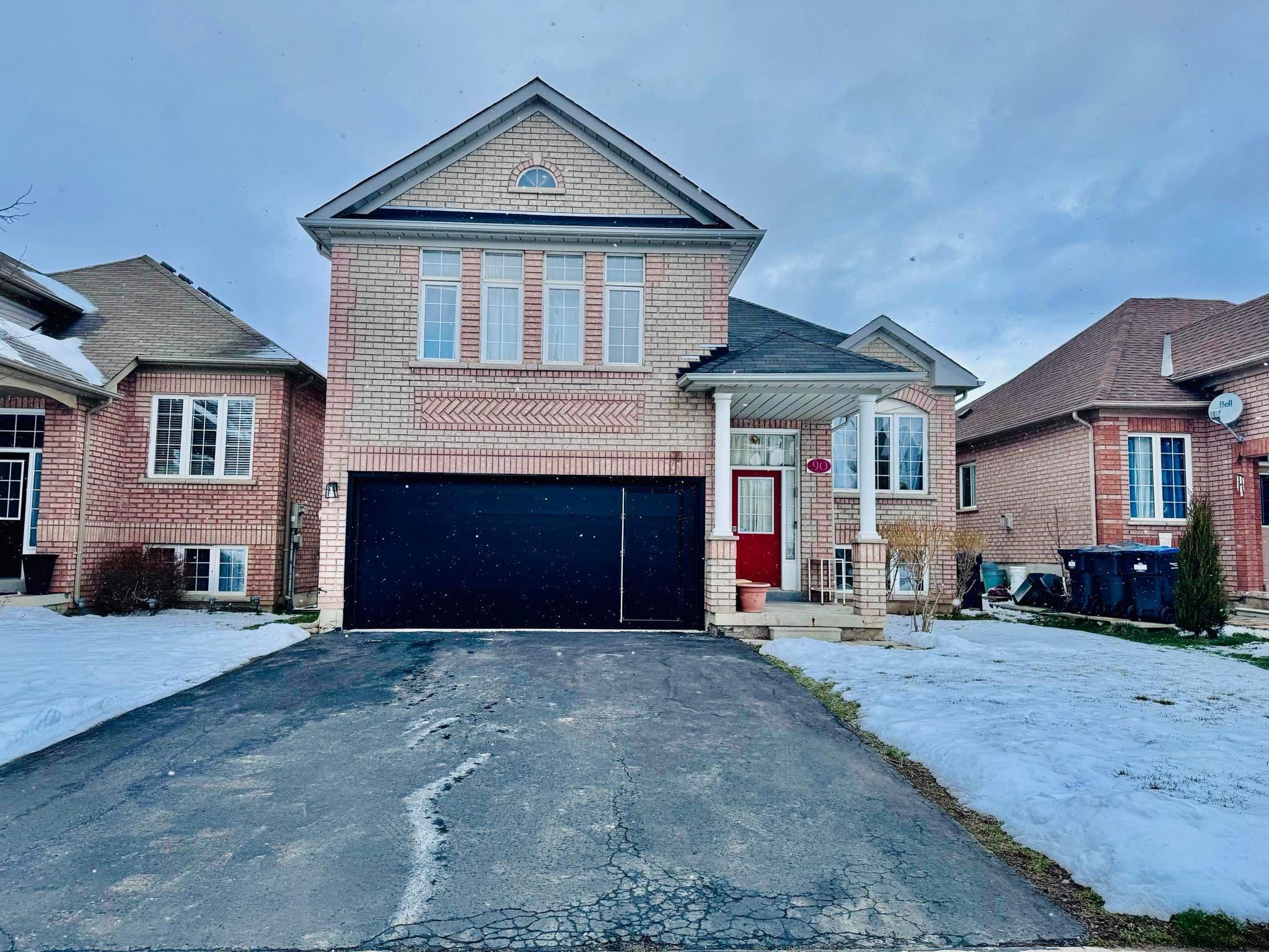90 Pappain Crescent Lower, Brampton, ON L7A 3J7