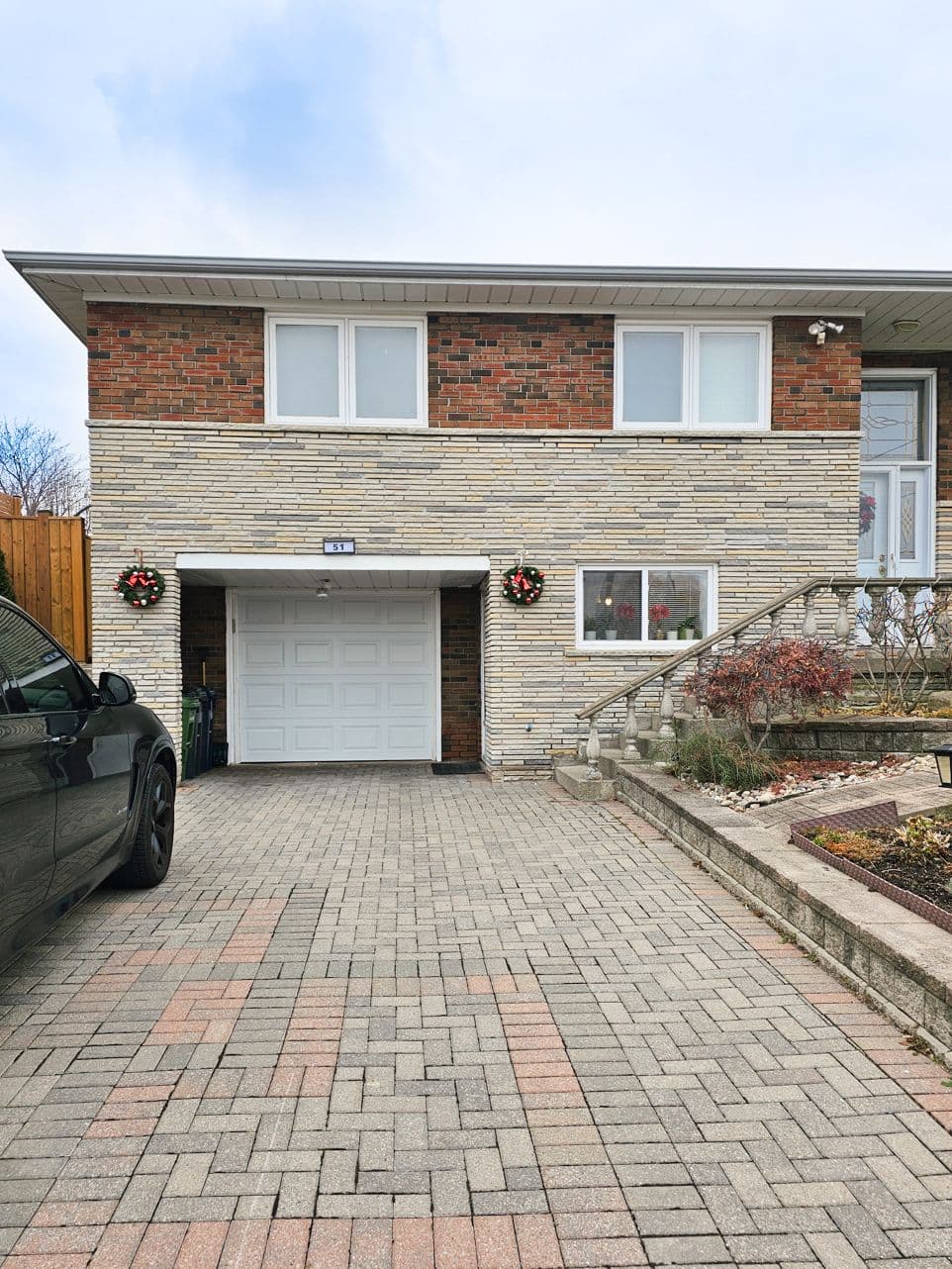 51 Mangrove Road Lower Level, Toronto W04, ON M6L 2A4